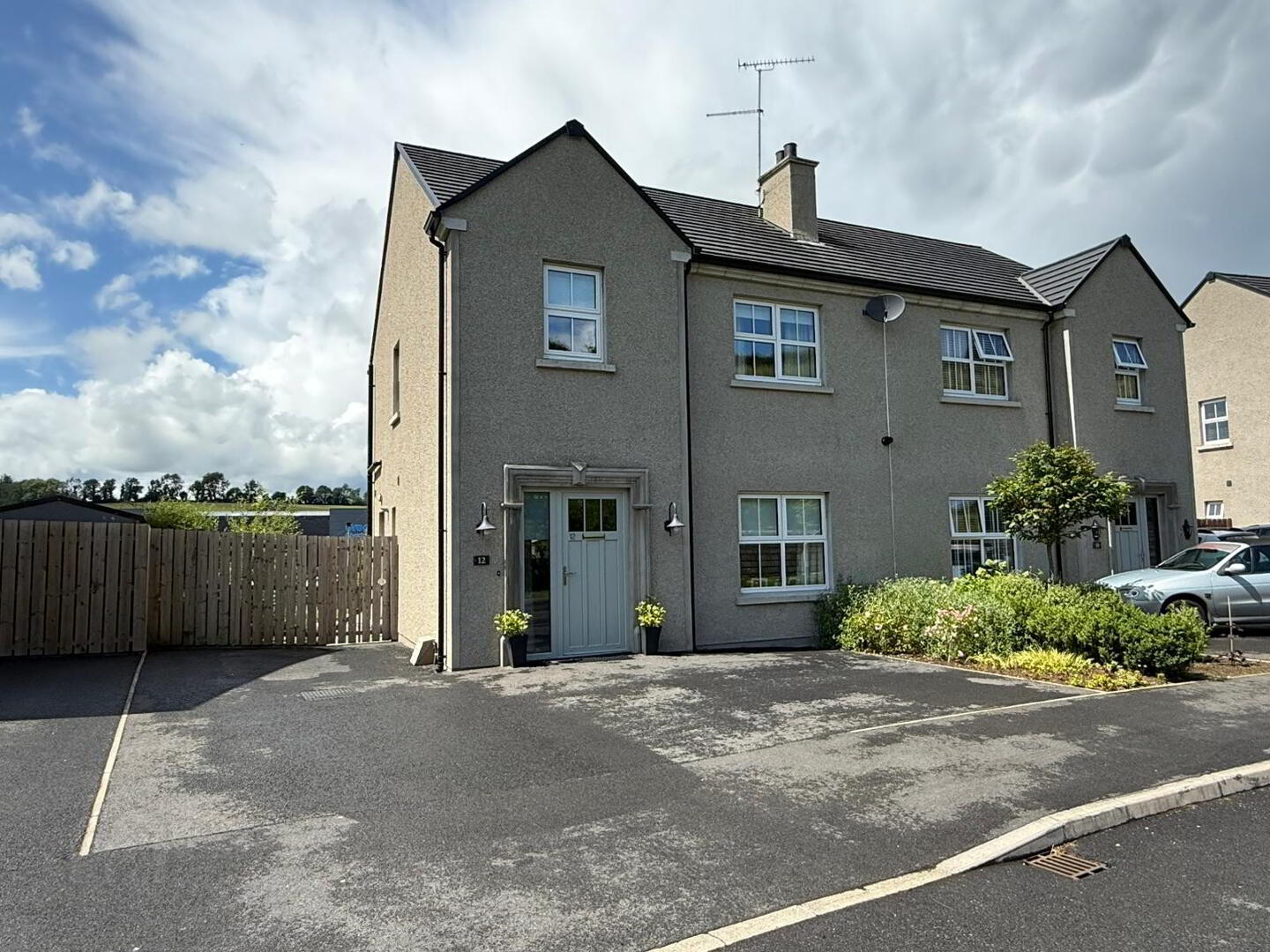 property description image