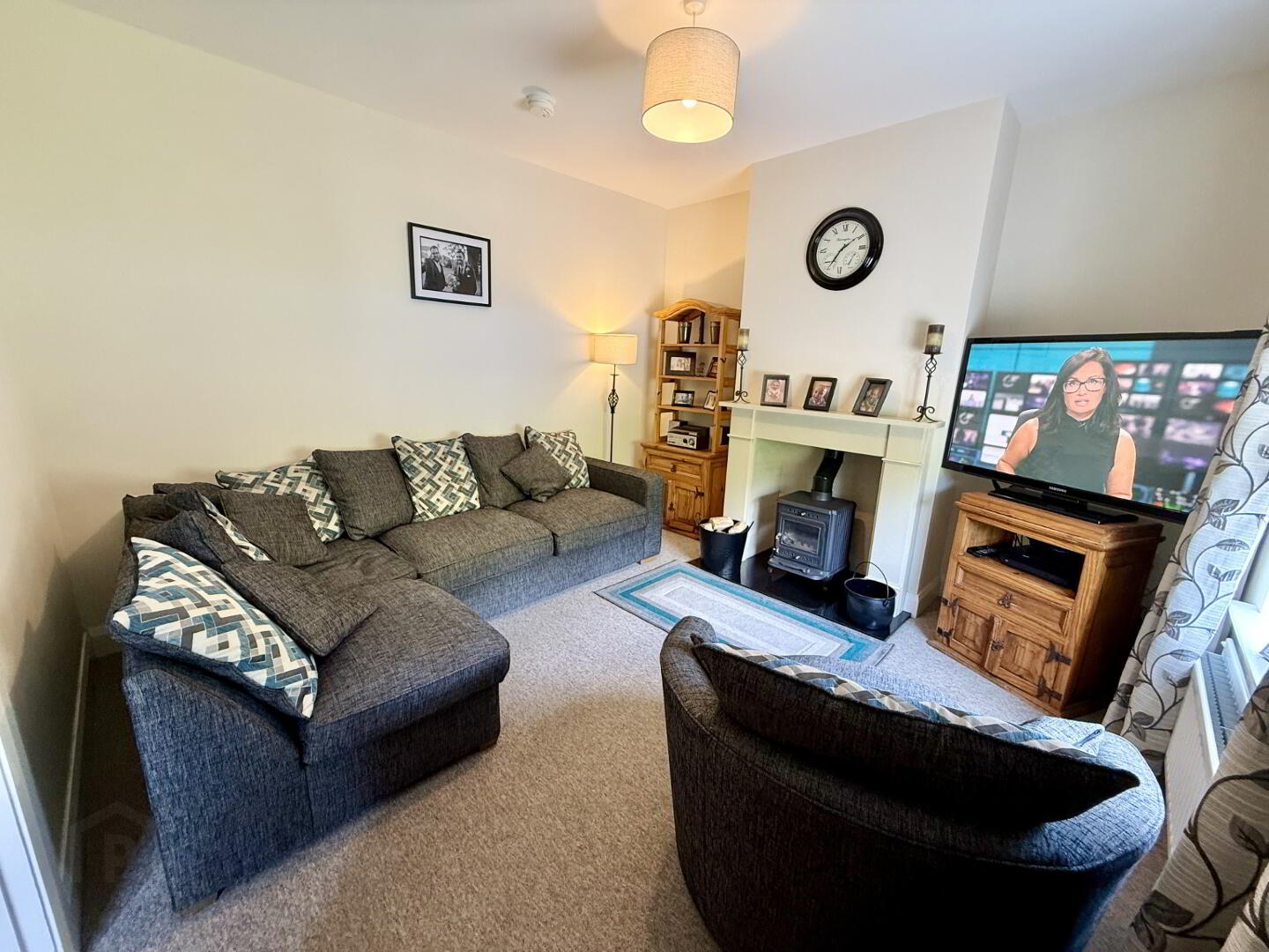 12 Crewroe Avenue 6 of 37