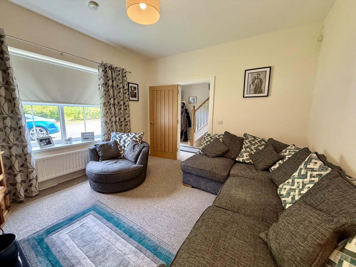 12 Crewroe Avenue 7 of 37