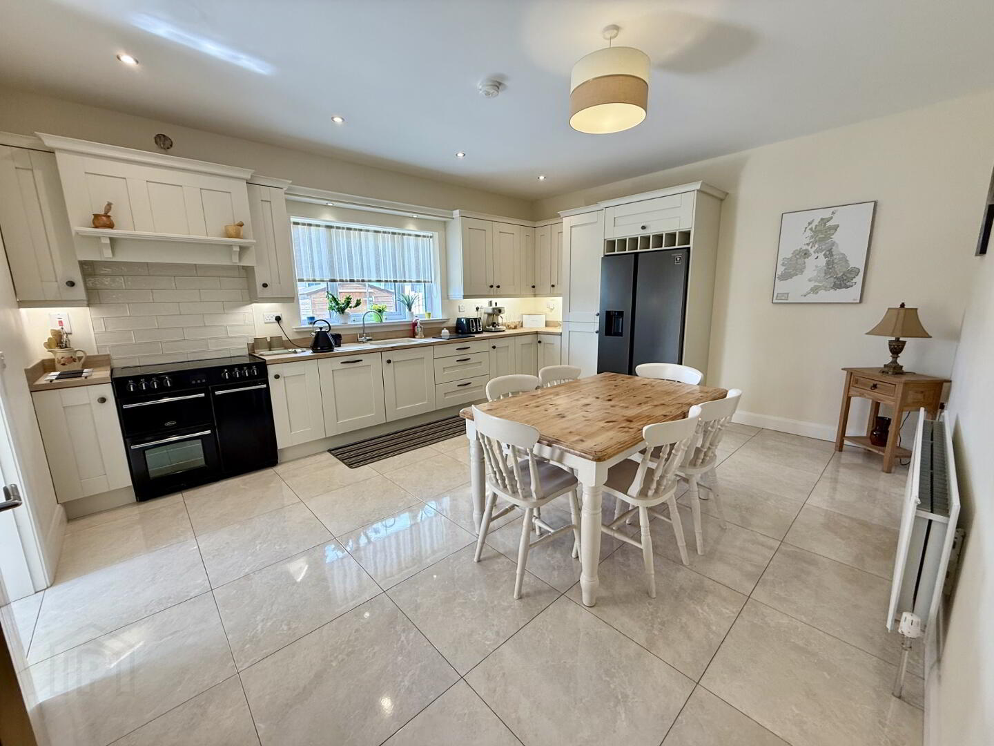 12 Crewroe Avenue 10 of 37
