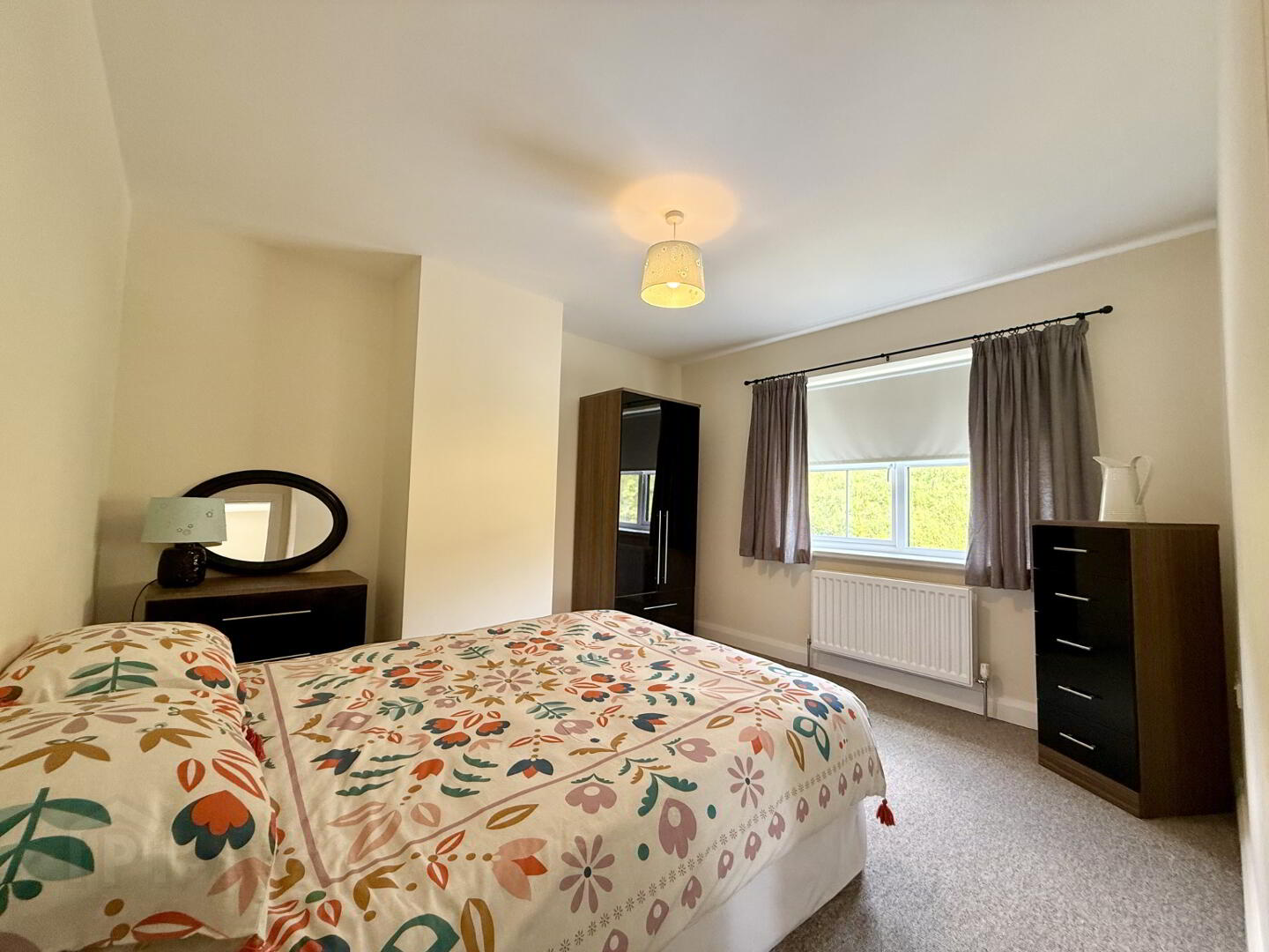 12 Crewroe Avenue 23 of 37