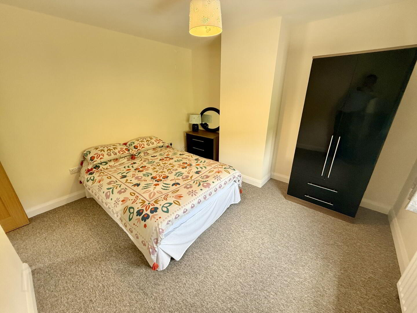 12 Crewroe Avenue 24 of 37