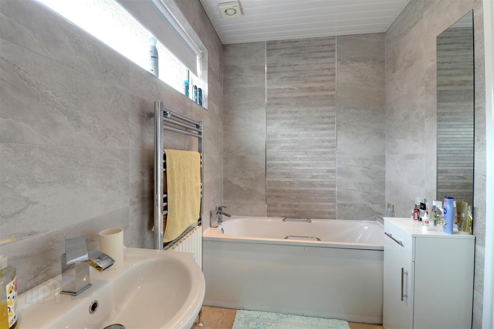 44 Saratoga Avenue 10 of 21