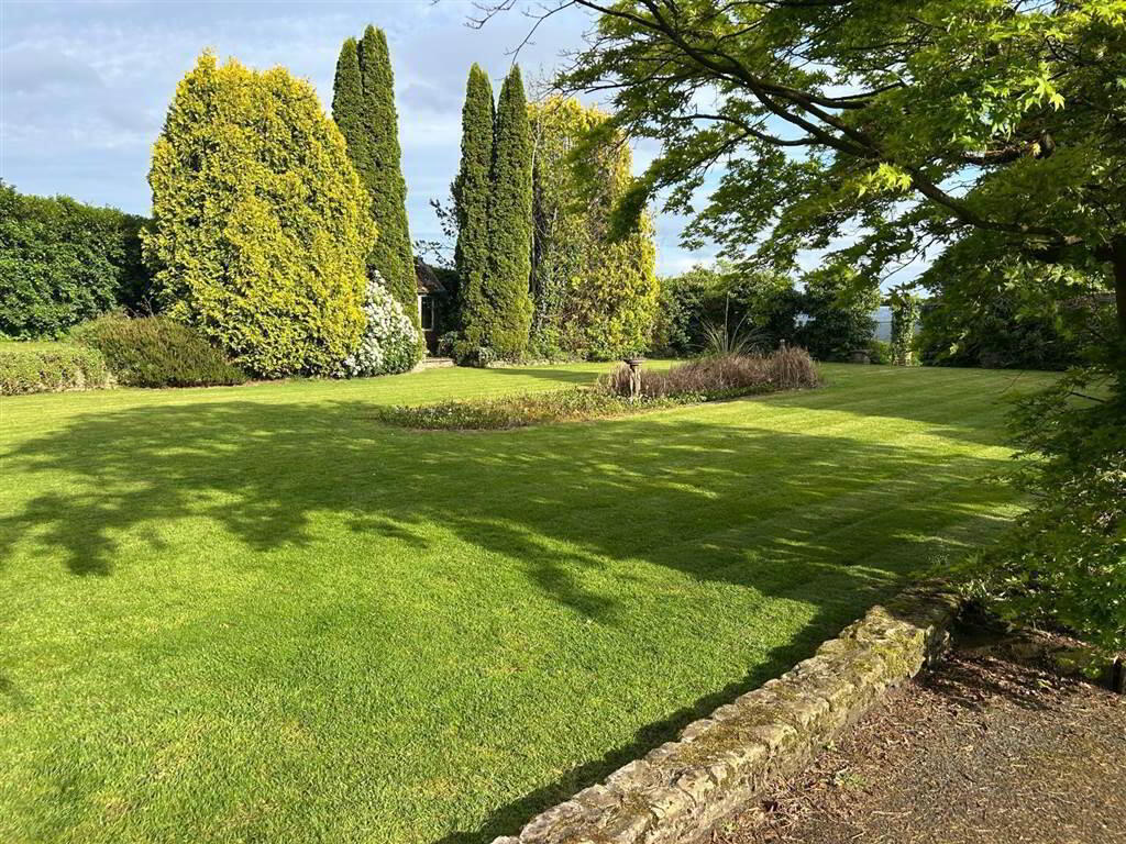 The Pines, 76 Glenavy Road 10 of 43