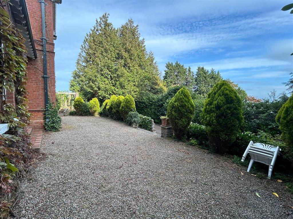 The Pines, 76 Glenavy Road 41 of 43