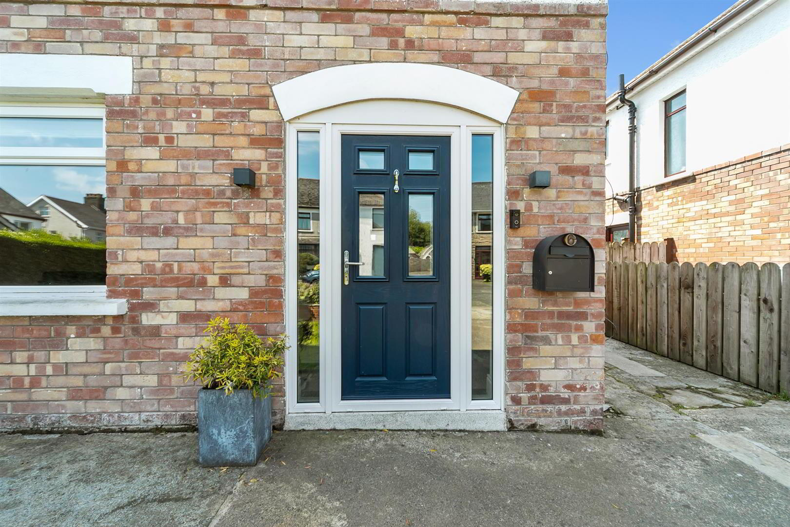 6 Orby Gardens 2 of 30