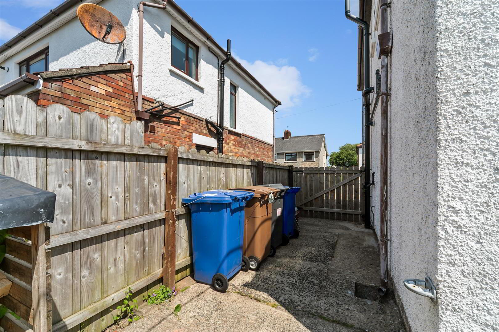 6 Orby Gardens 17 of 30
