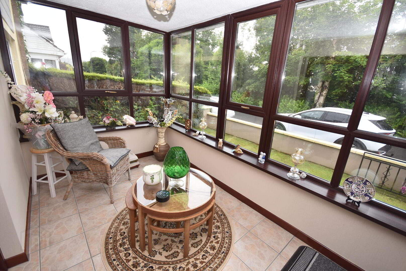 property description image