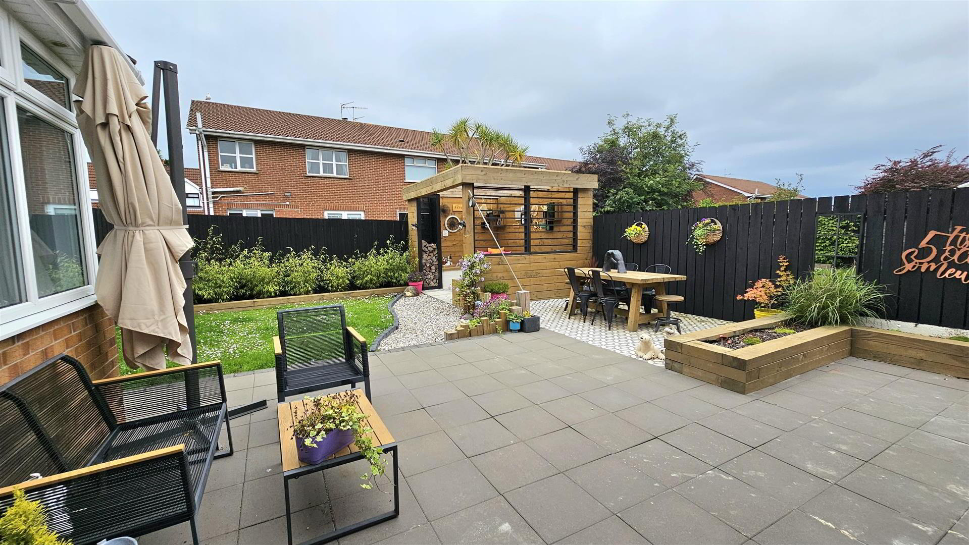 37 Hillview Crescent 27 of 29