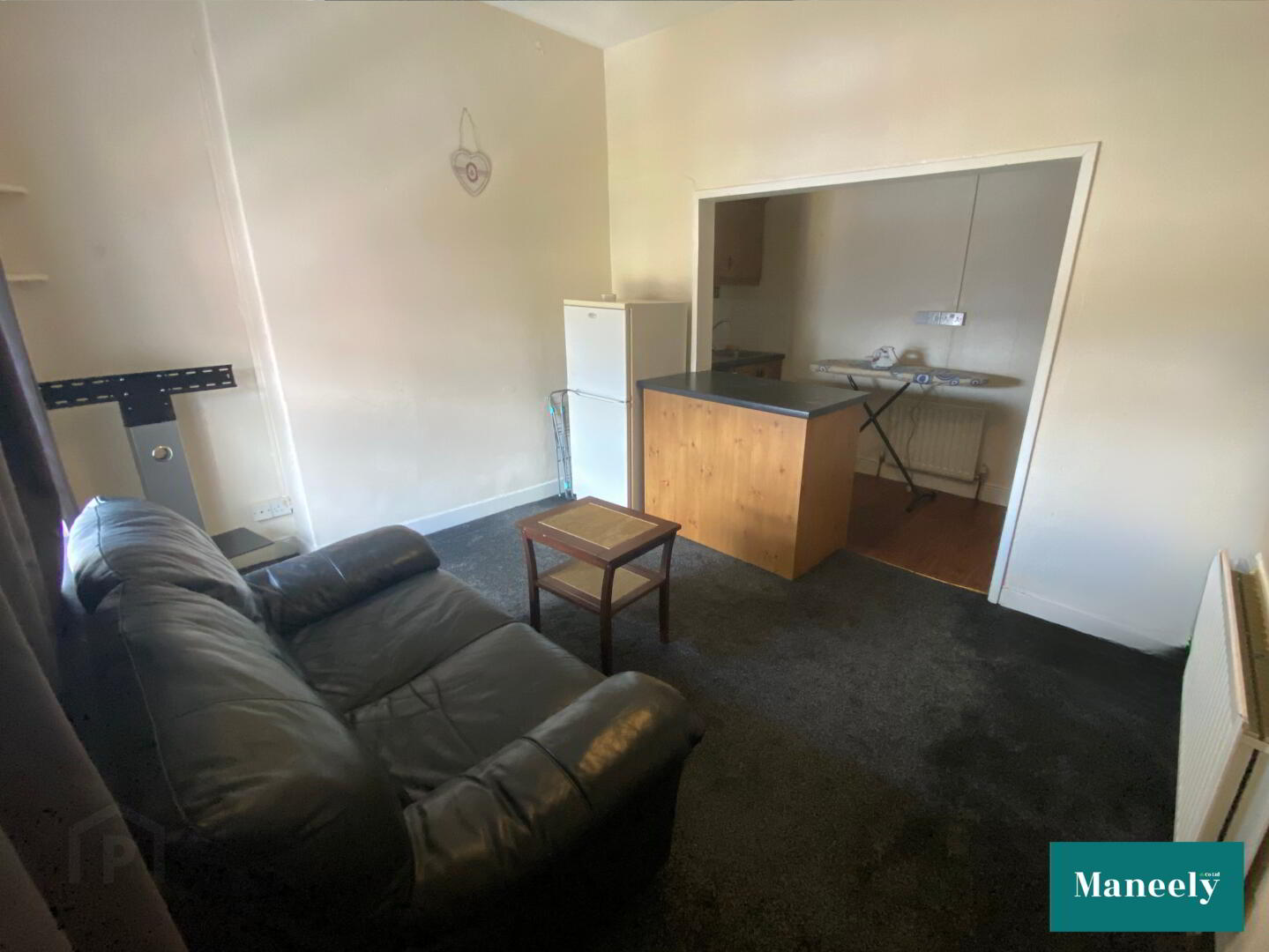Flat 4, 13-15 Charlemont Street 3 of 10