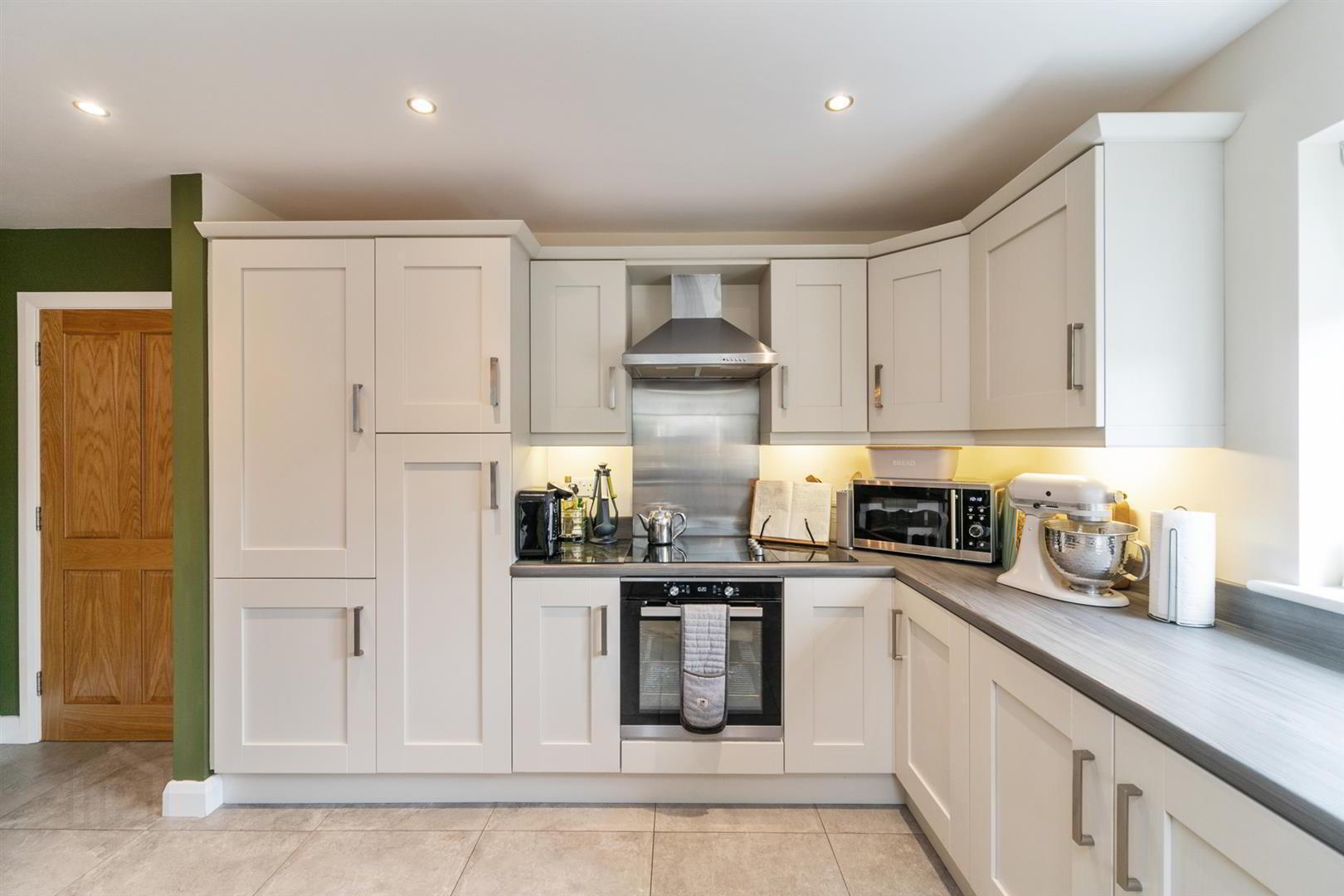 21 Weavers Way 11 of 27