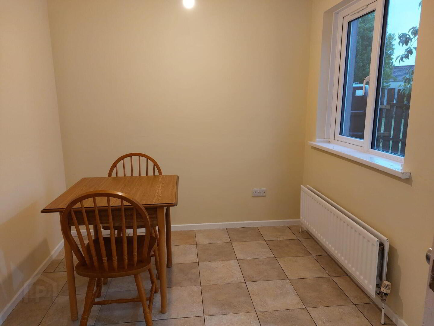 17 Baragh Gardens 6 of 10