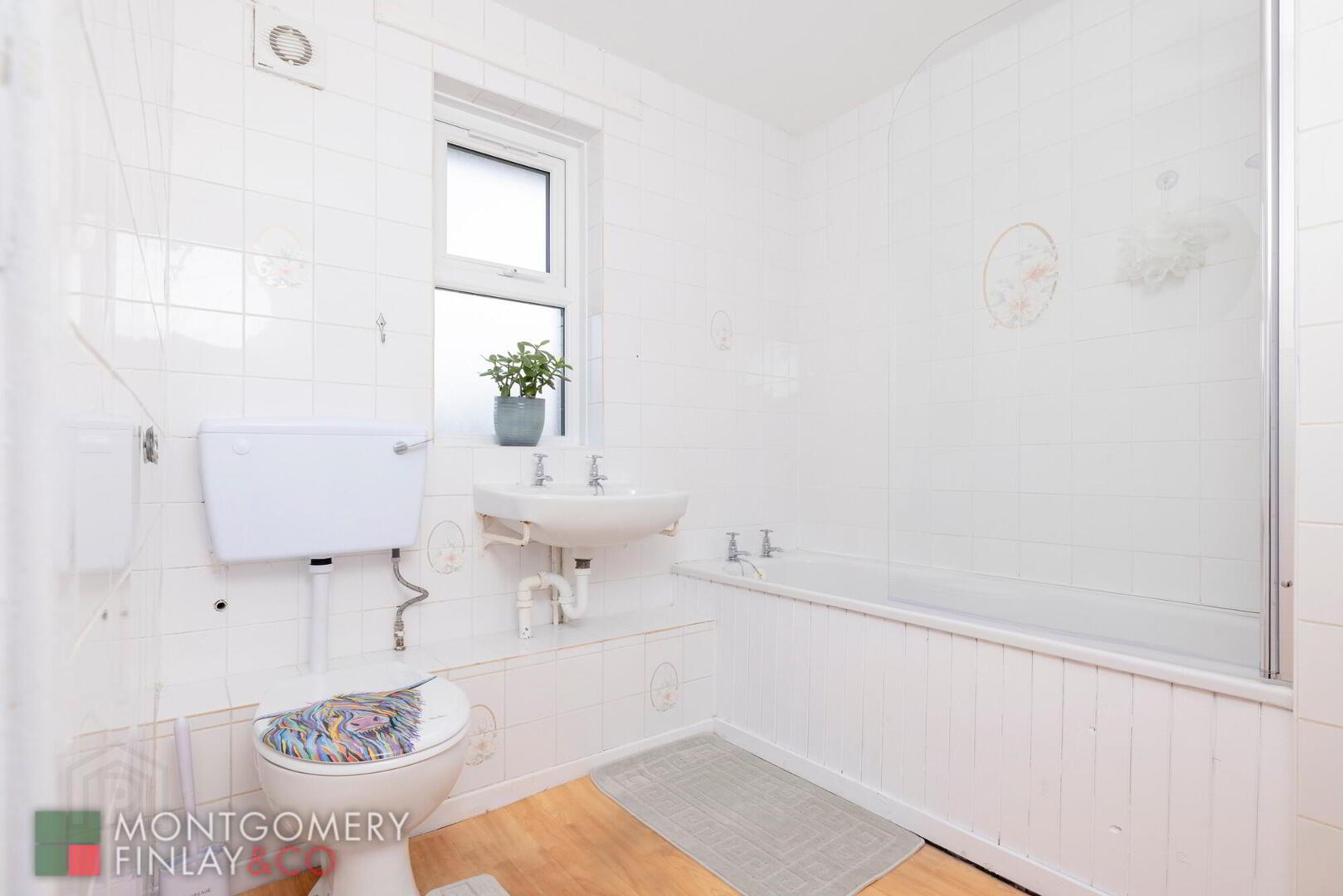 17 Baragh Gardens 9 of 10