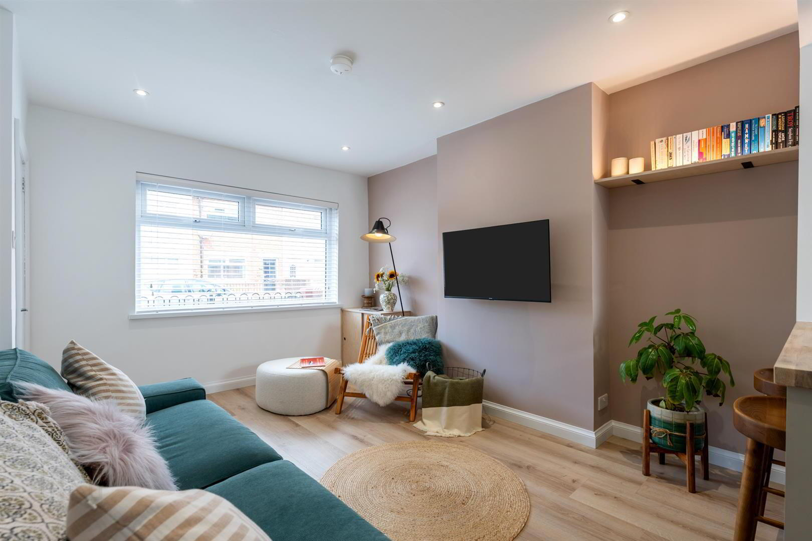 74 Woodcot Avenue 7 of 25