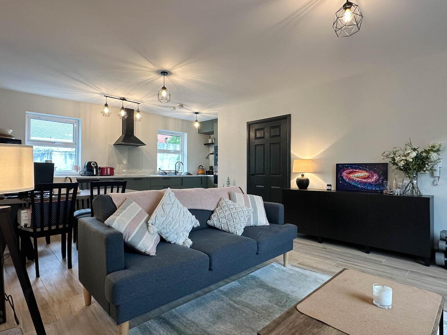 Apt 5, Circular Road Mews 5 of 24