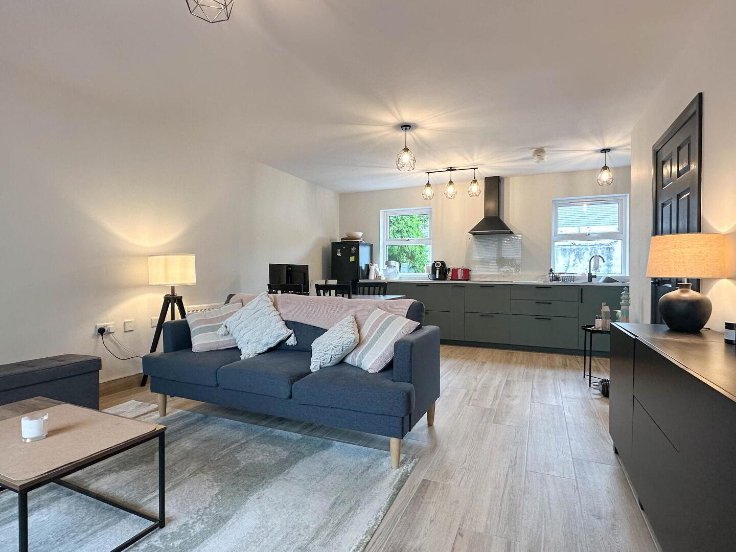 Apt 5, Circular Road Mews 4 of 24