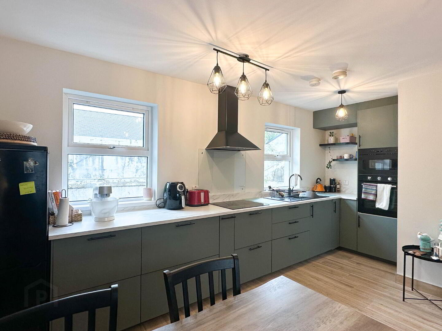 Apt 5, Circular Road Mews 10 of 24