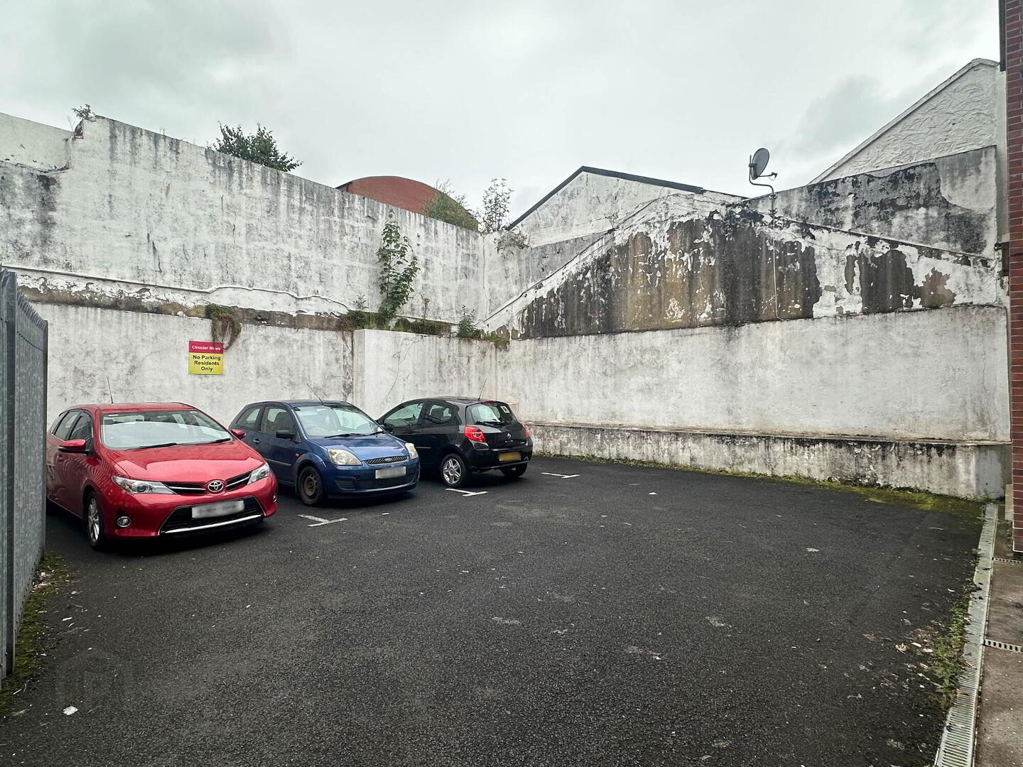 Apt 5, Circular Road Mews 22 of 24