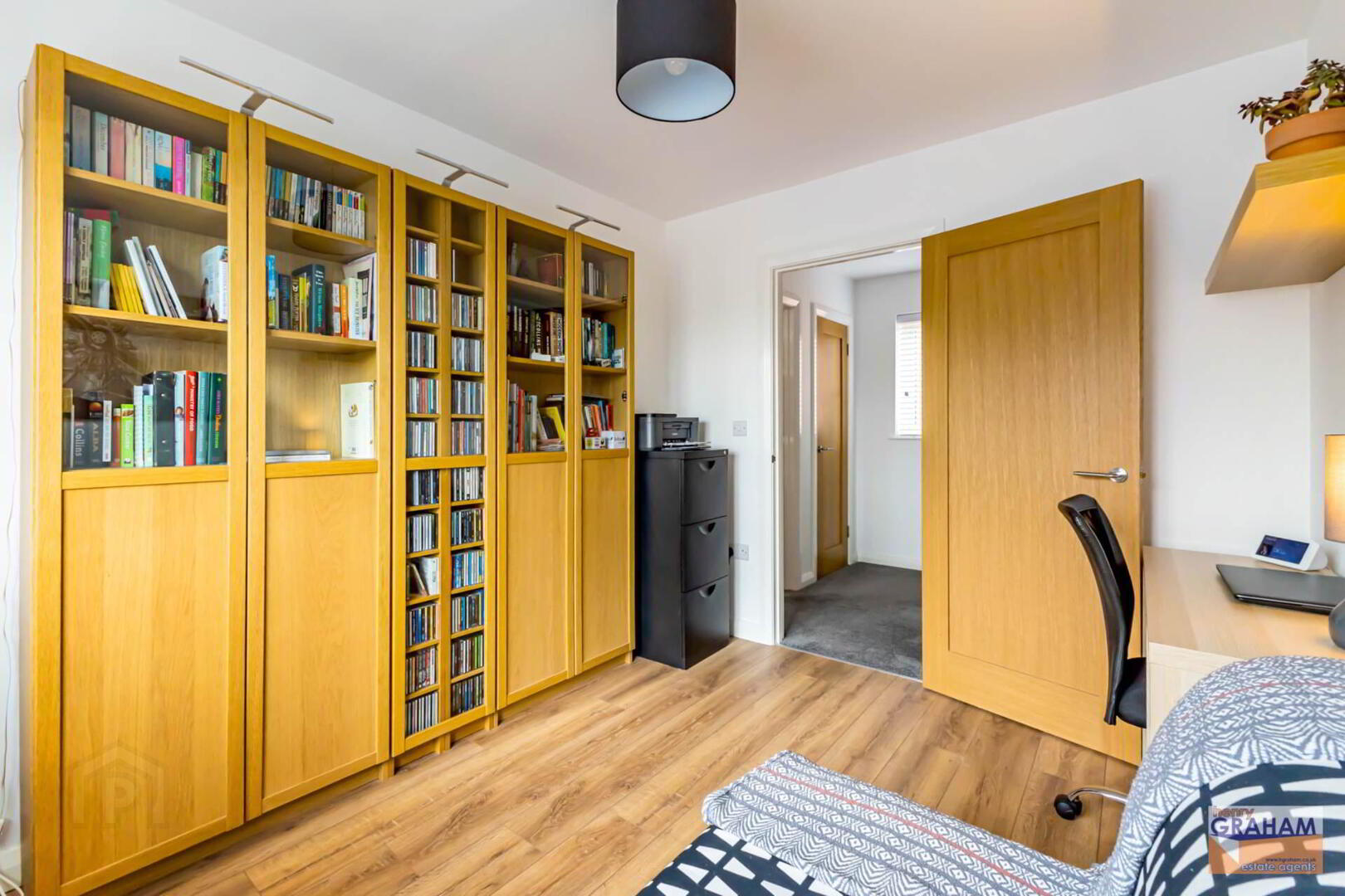 1 Hawthorn Hall 18 of 24