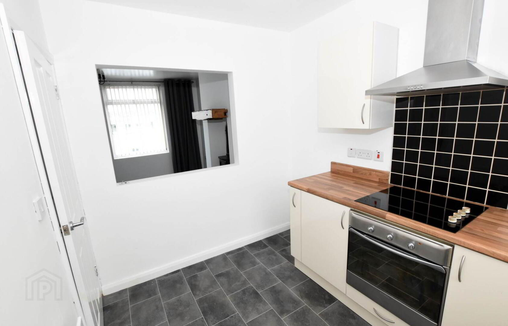 5 Meadowbank Avenue 6 of 18