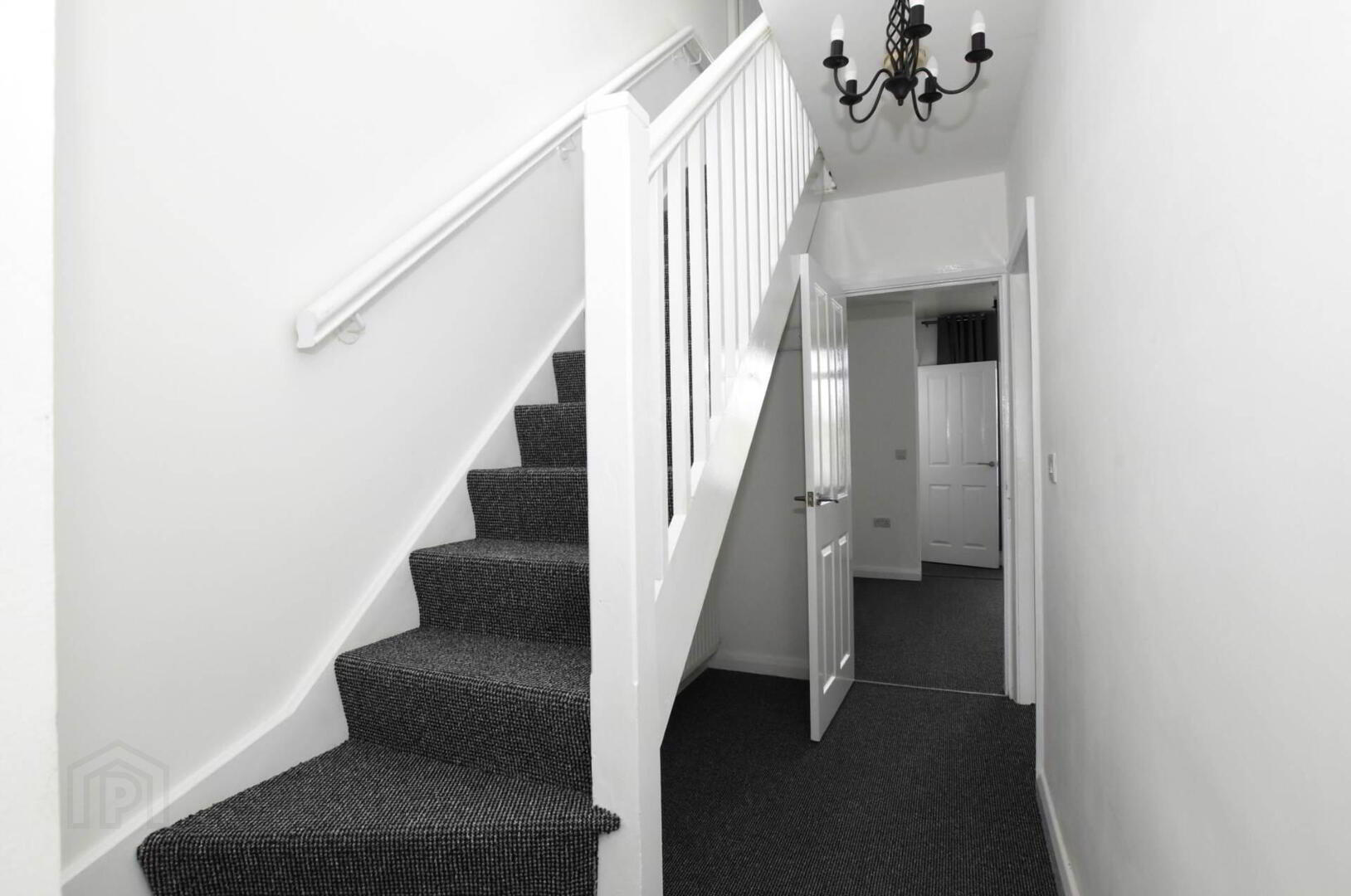 5 Meadowbank Avenue 10 of 18