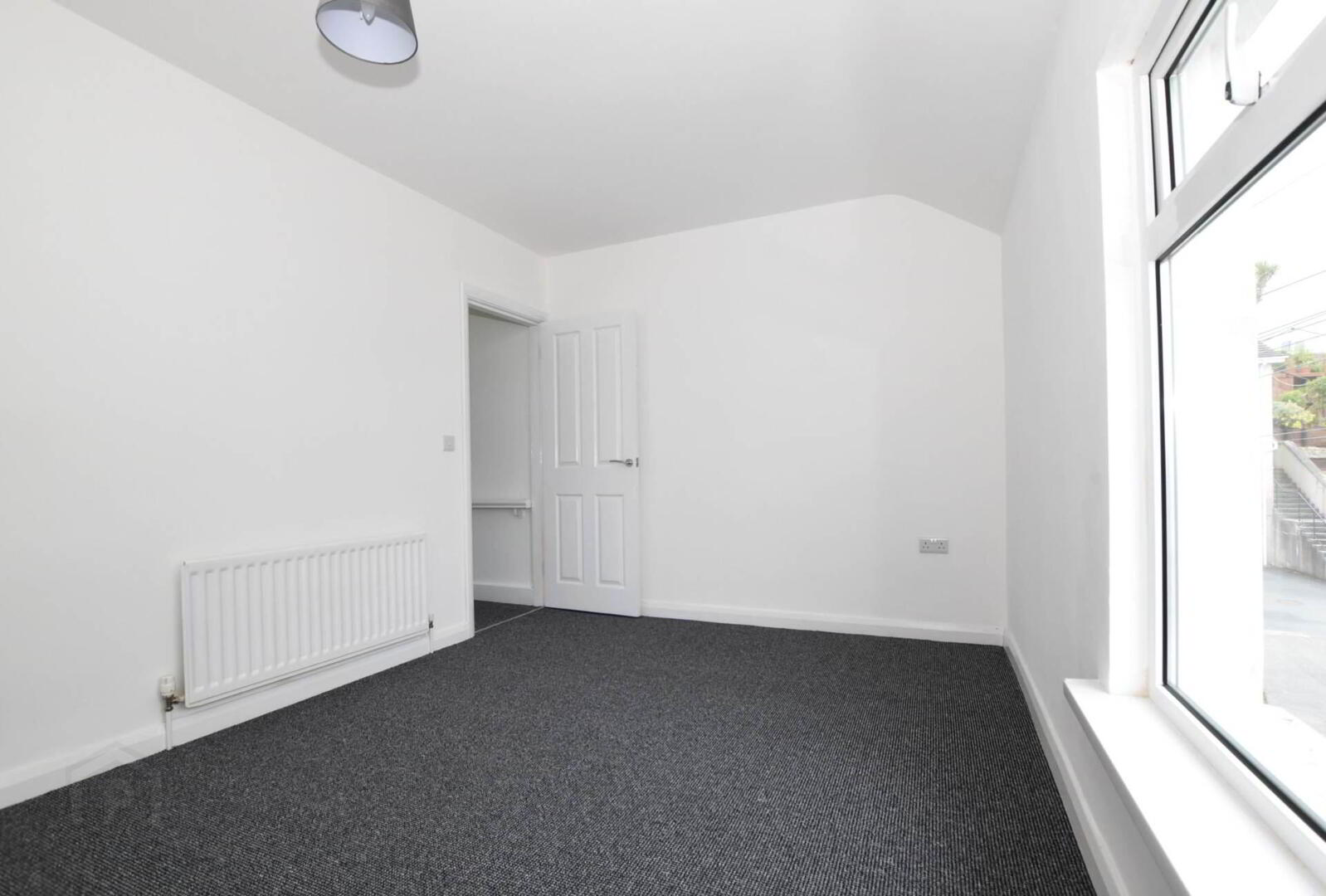 5 Meadowbank Avenue 12 of 18