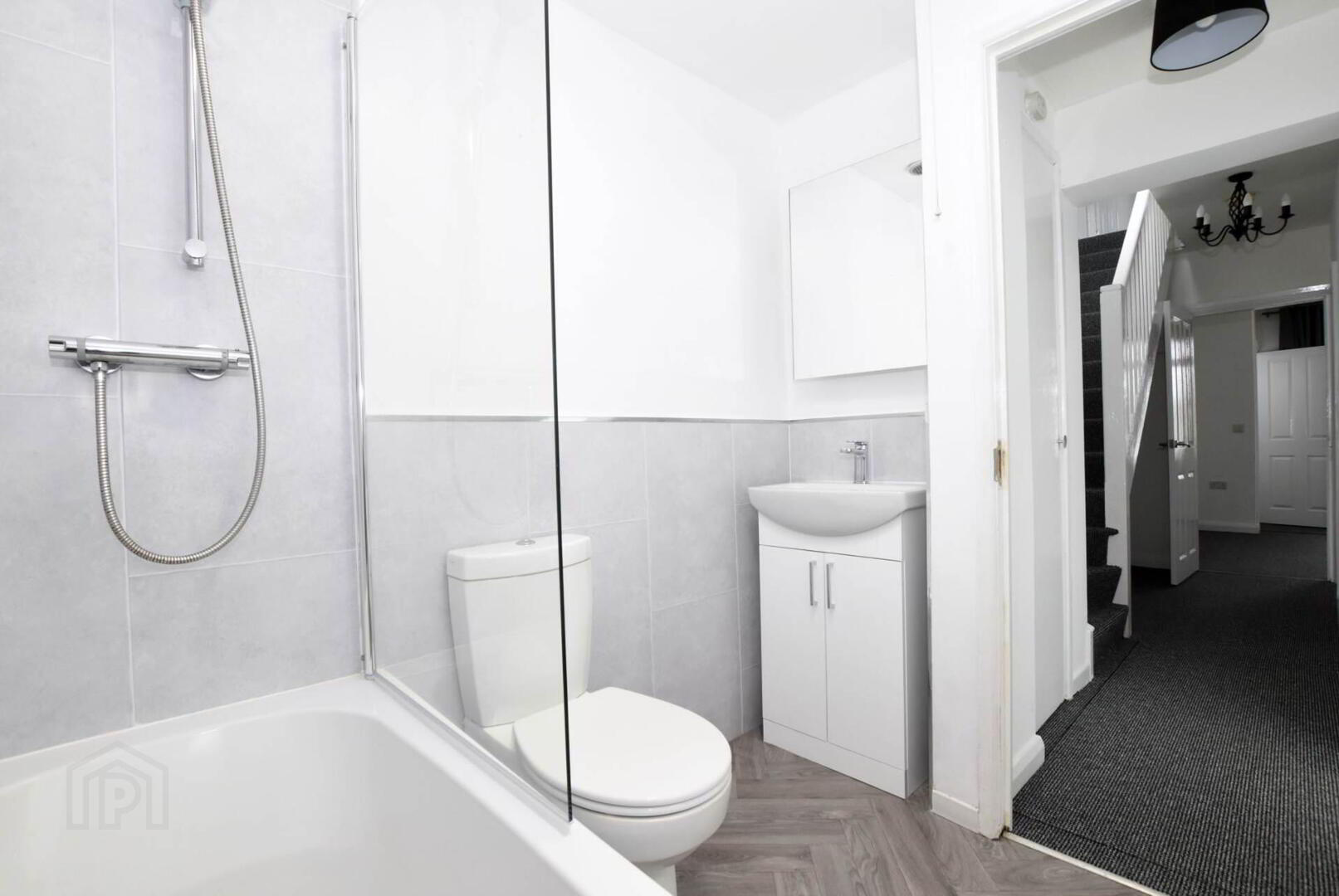 5 Meadowbank Avenue 9 of 18