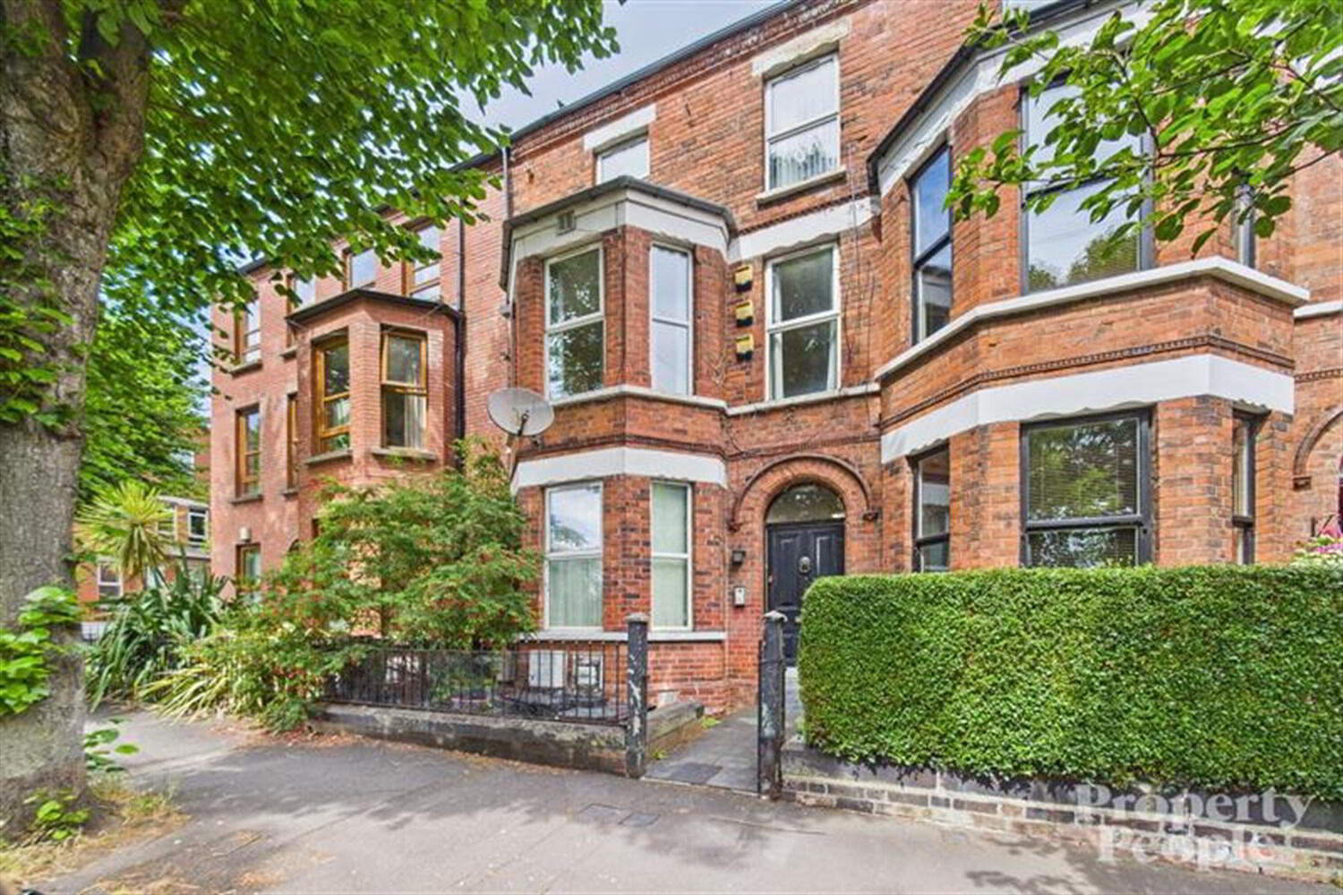 10b Glandore Avenue 1 of 16