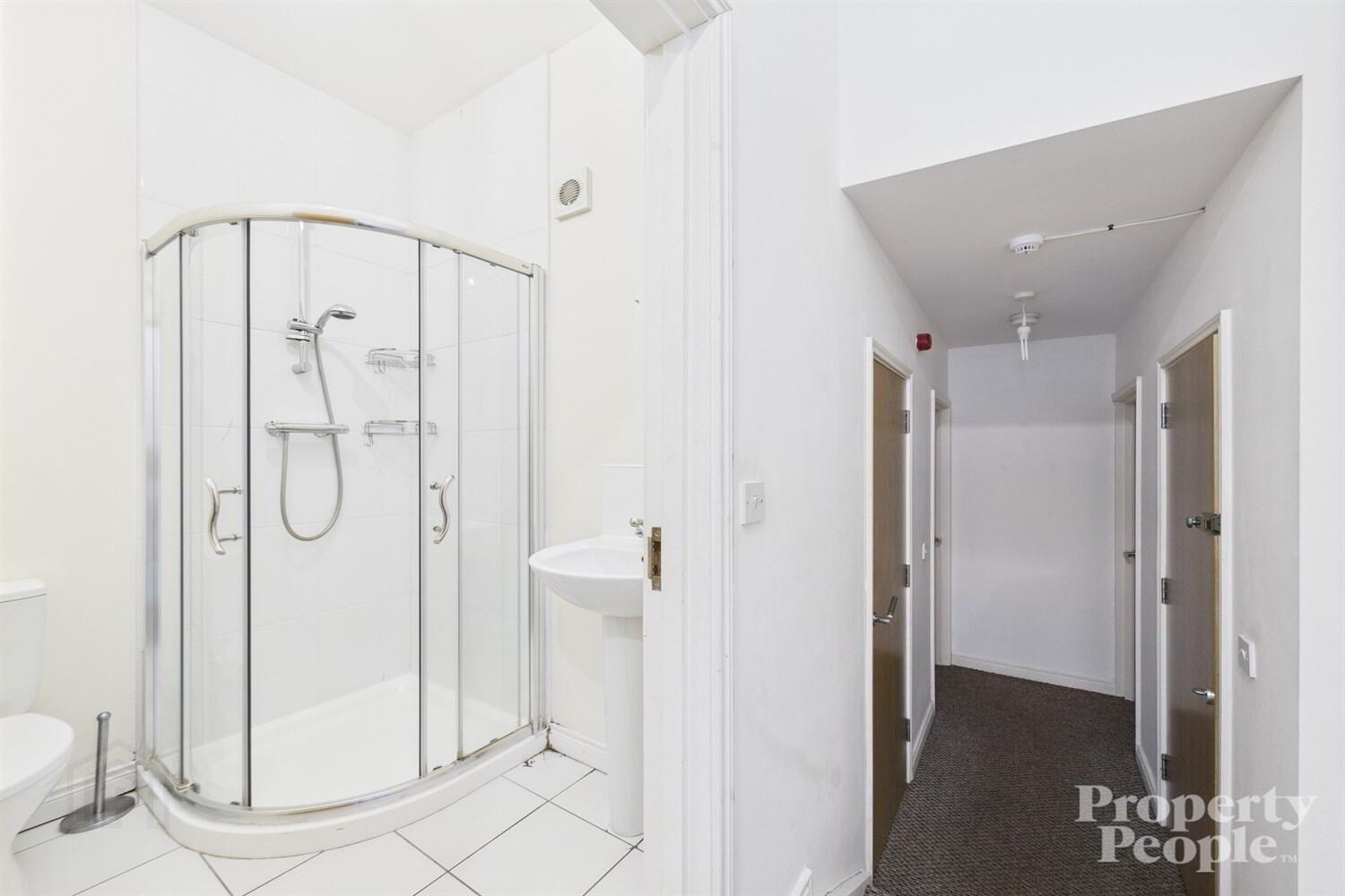 10b Glandore Avenue 10 of 16