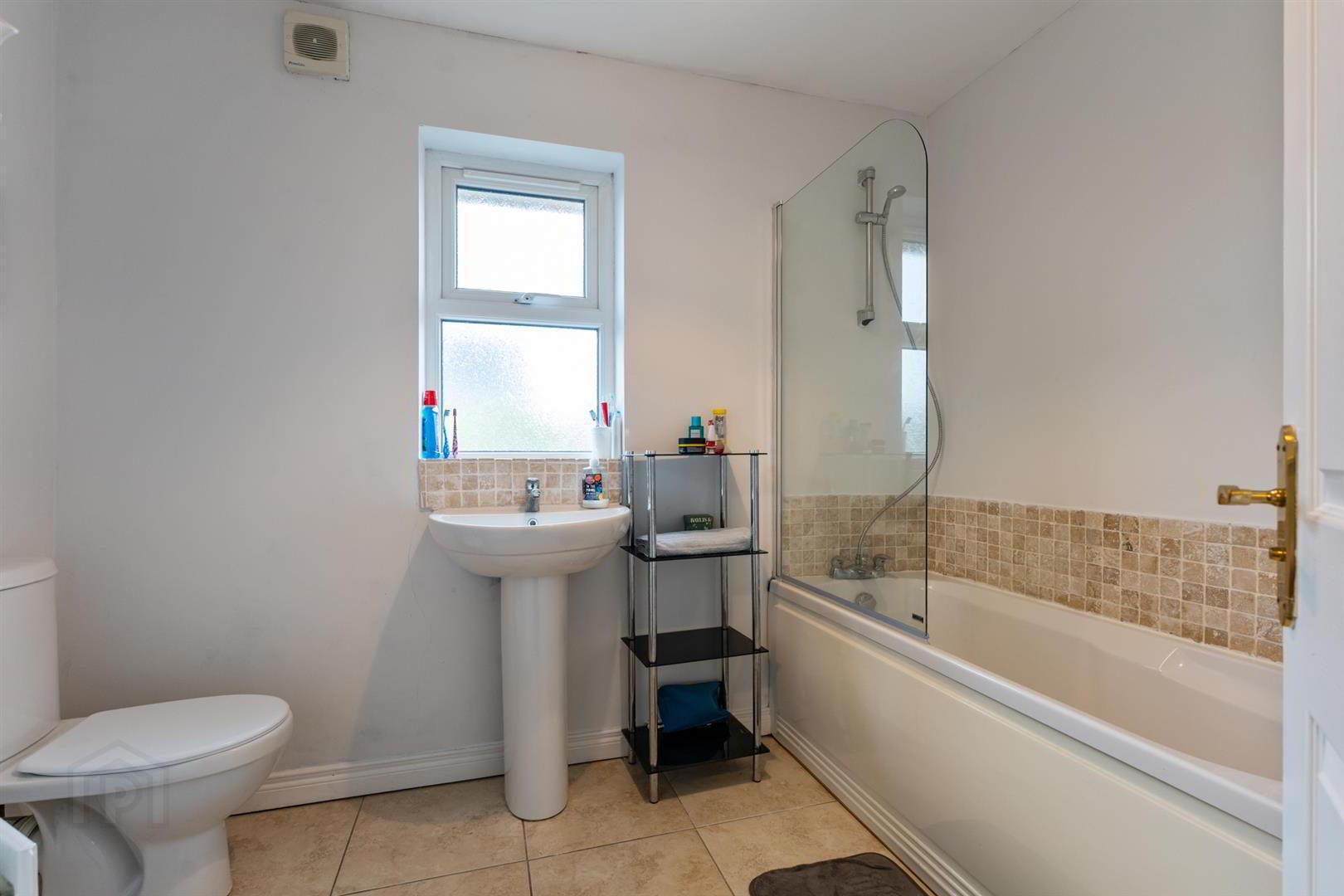 30 Demesne Avenue 18 of 23