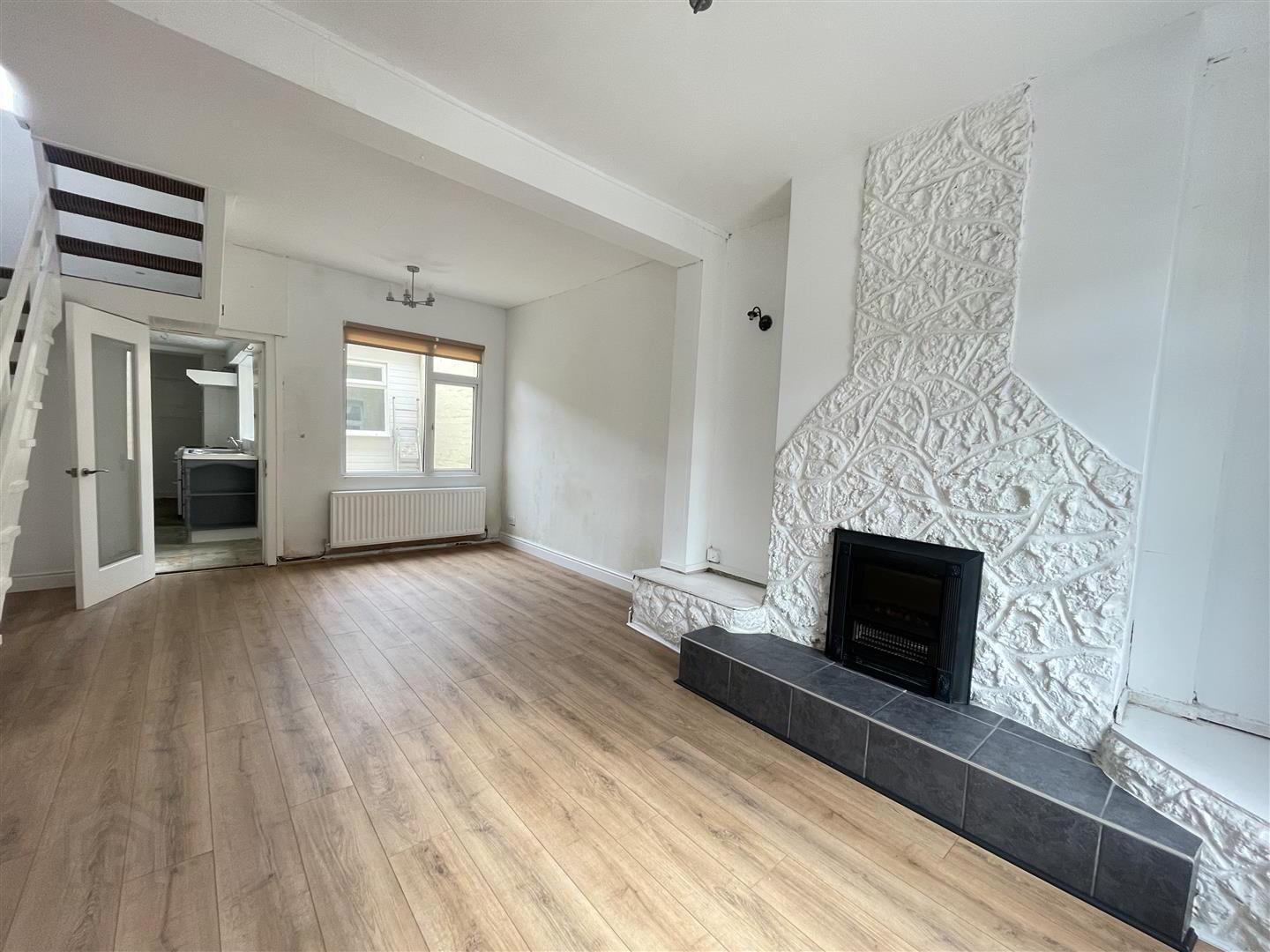 property description image
