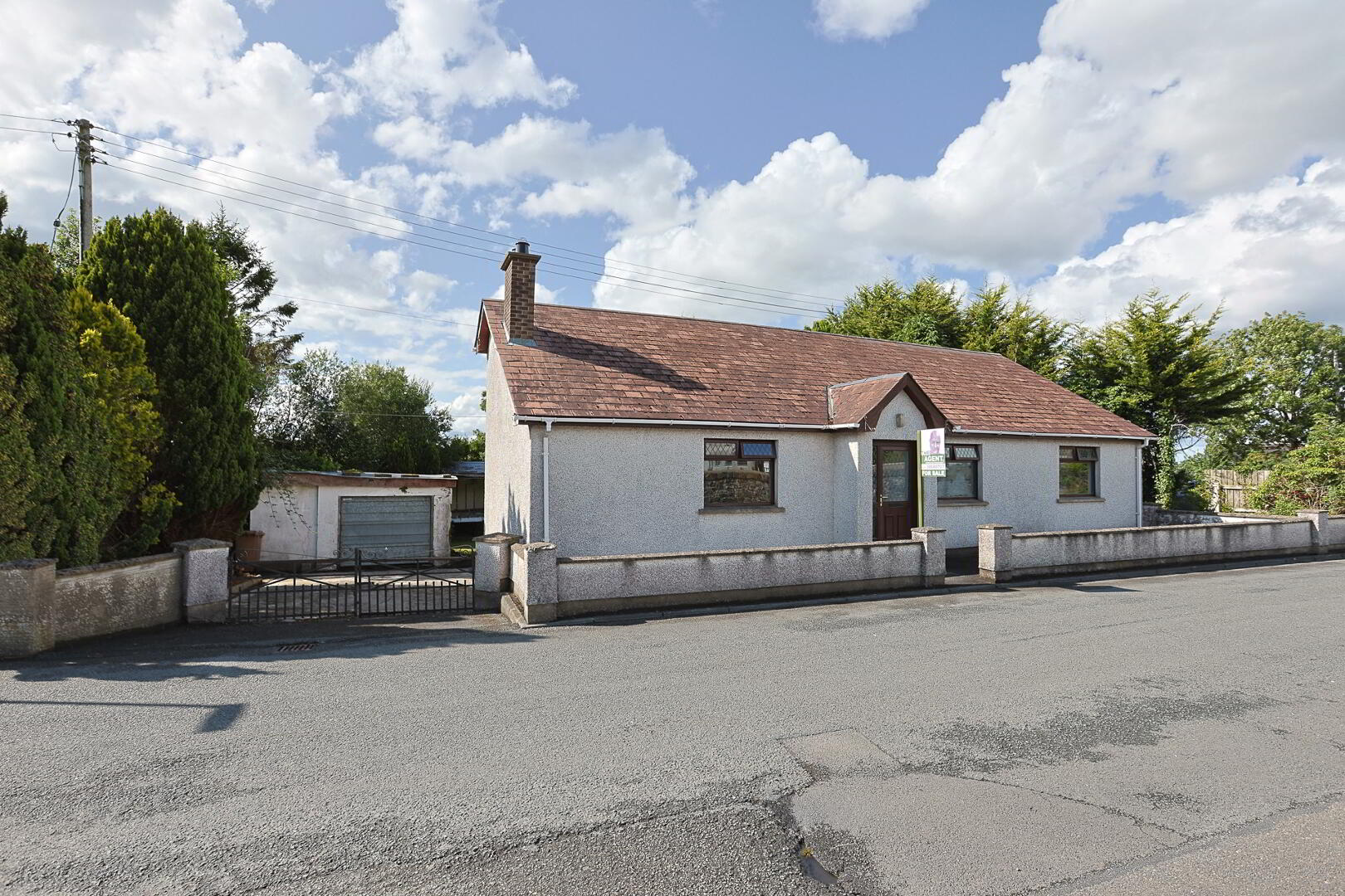 53 Moss Road 1 of 39