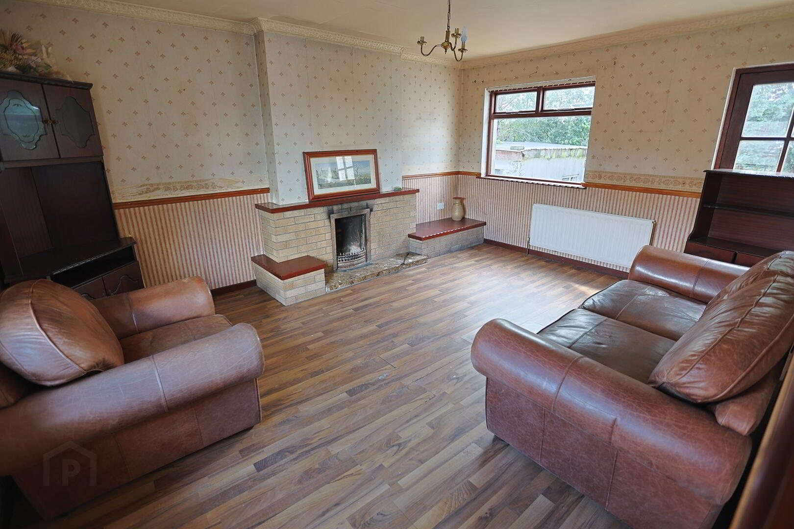 53 Moss Road 13 of 39
