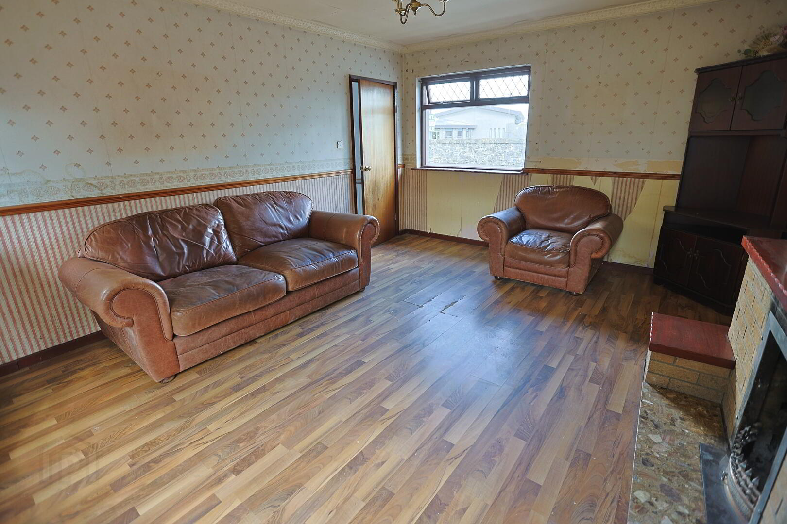 53 Moss Road 14 of 39