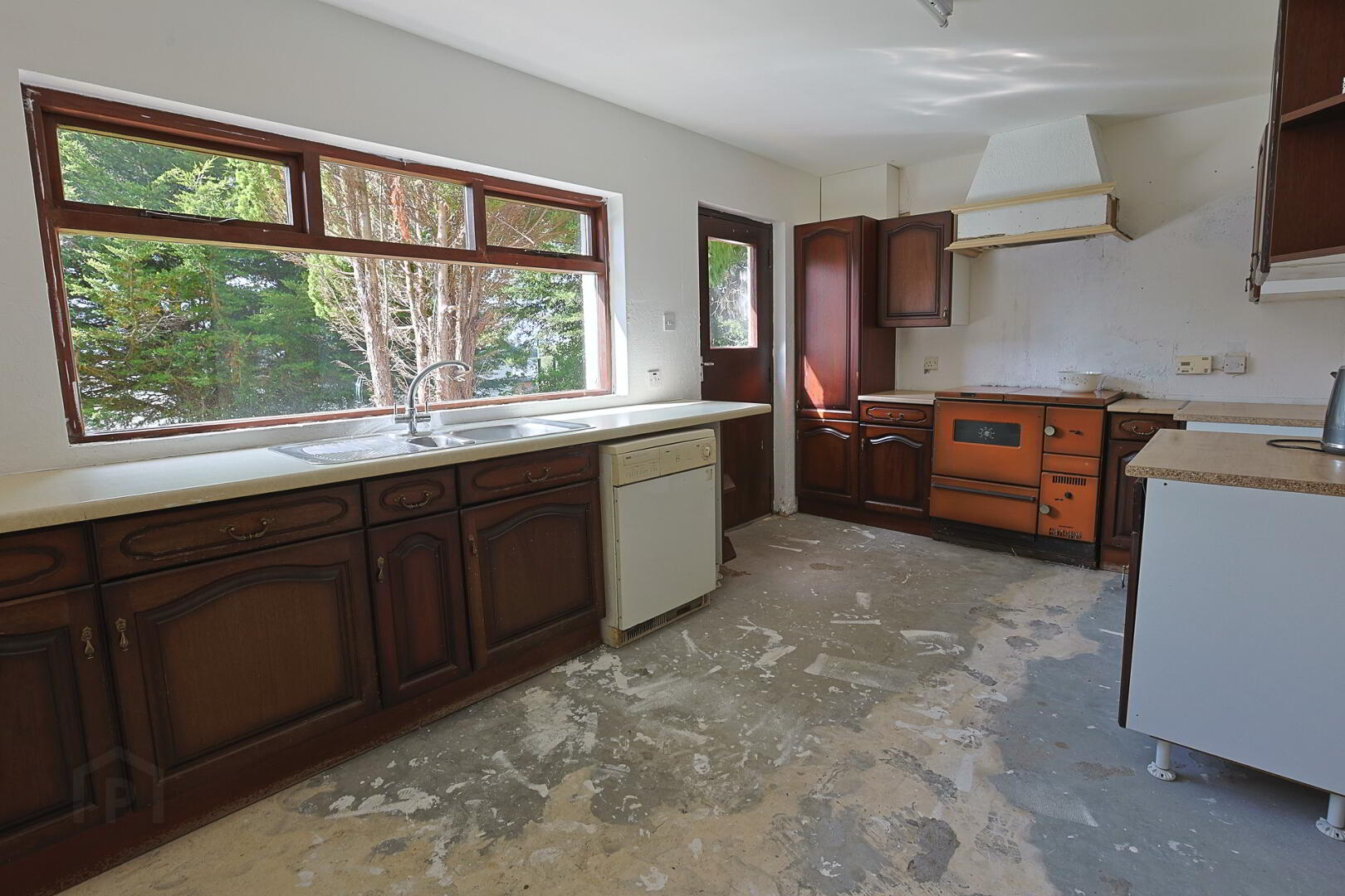 53 Moss Road 16 of 39