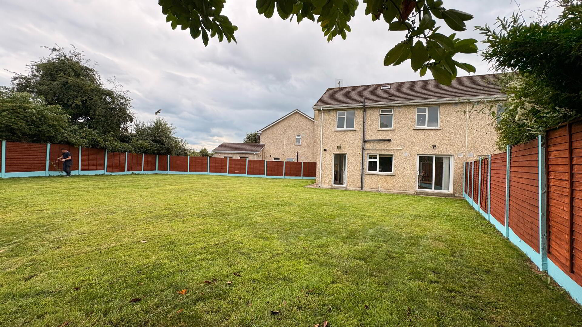 13 Bourlum Court, Green Road 17 of 19