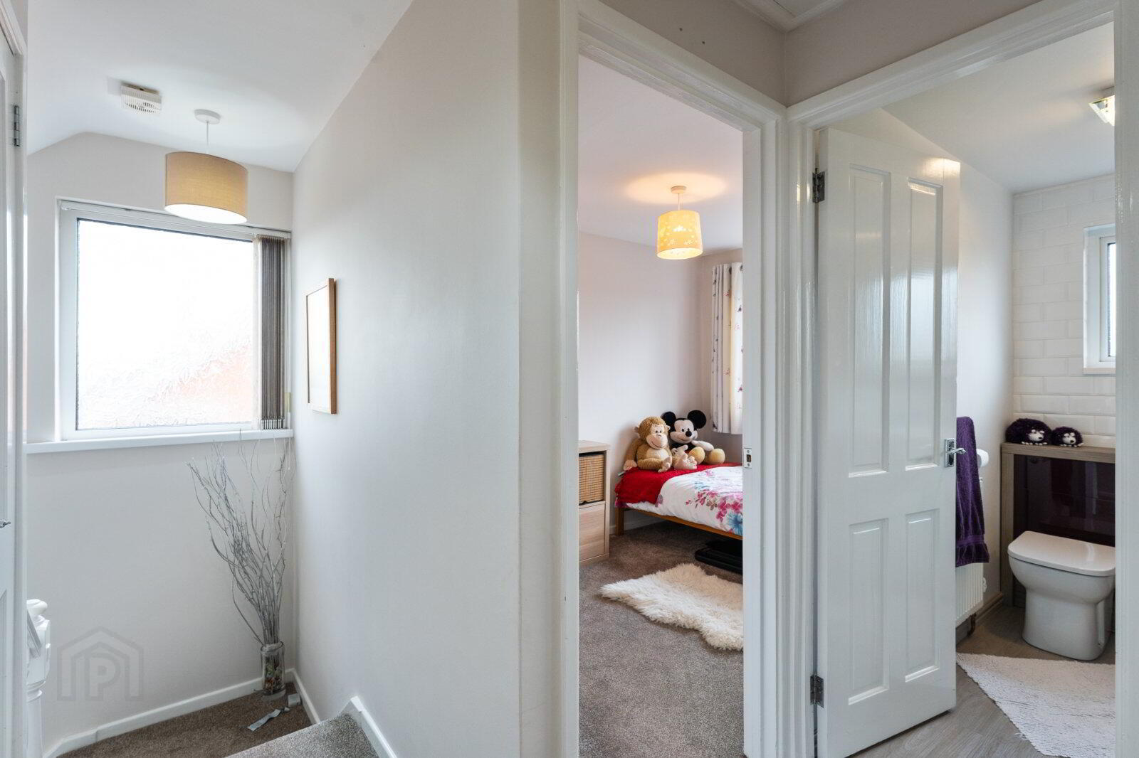 81 Dermott Avenue 17 of 35