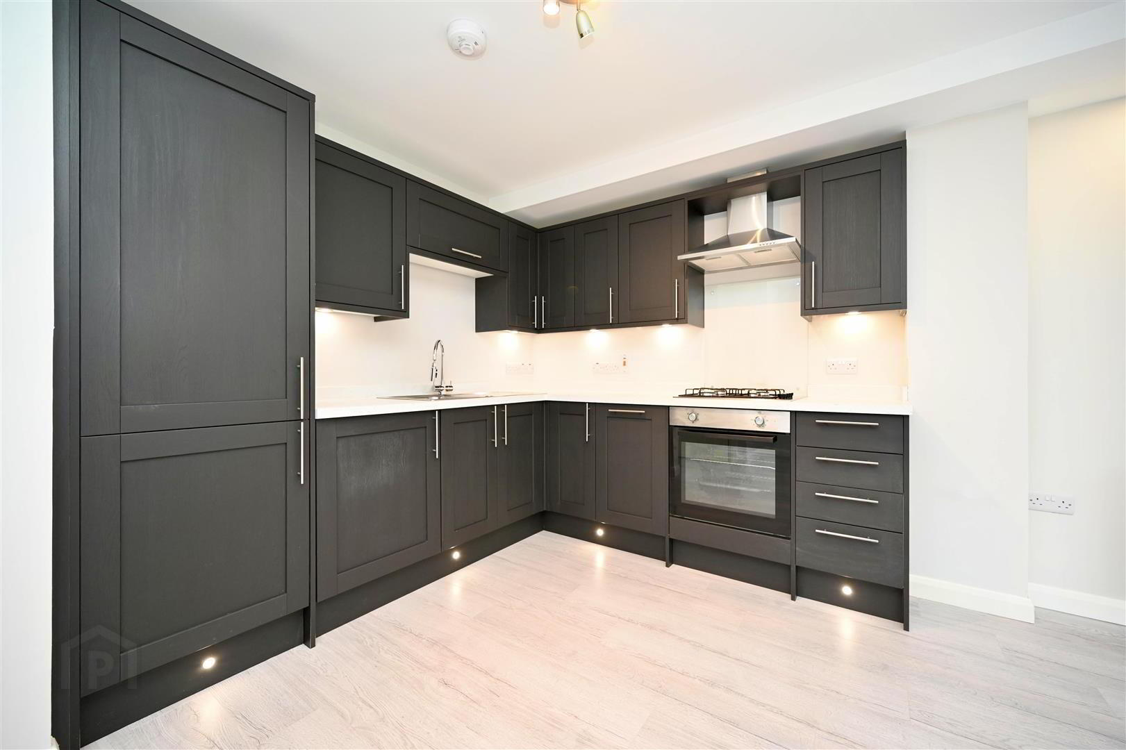 Apt 10, 39a Dundela Crescent 5 of 15