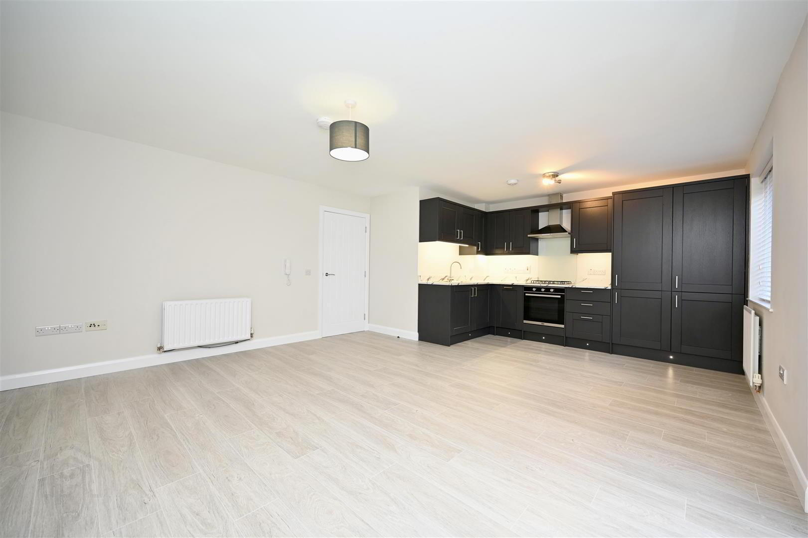 Apt 11, 39a Dundela Crescent 5 of 15