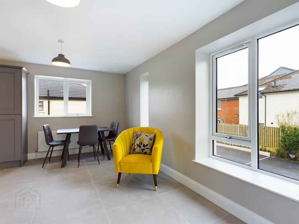 2 Ashley Park Lane 5 of 18