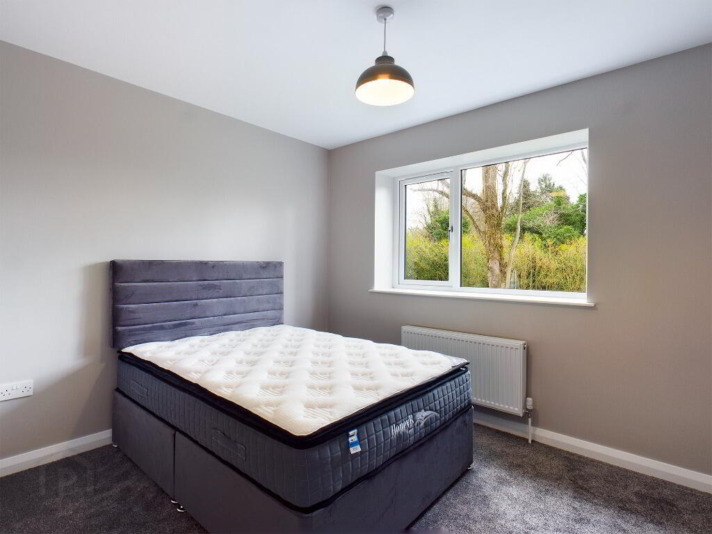 2 Ashley Park Lane 13 of 18