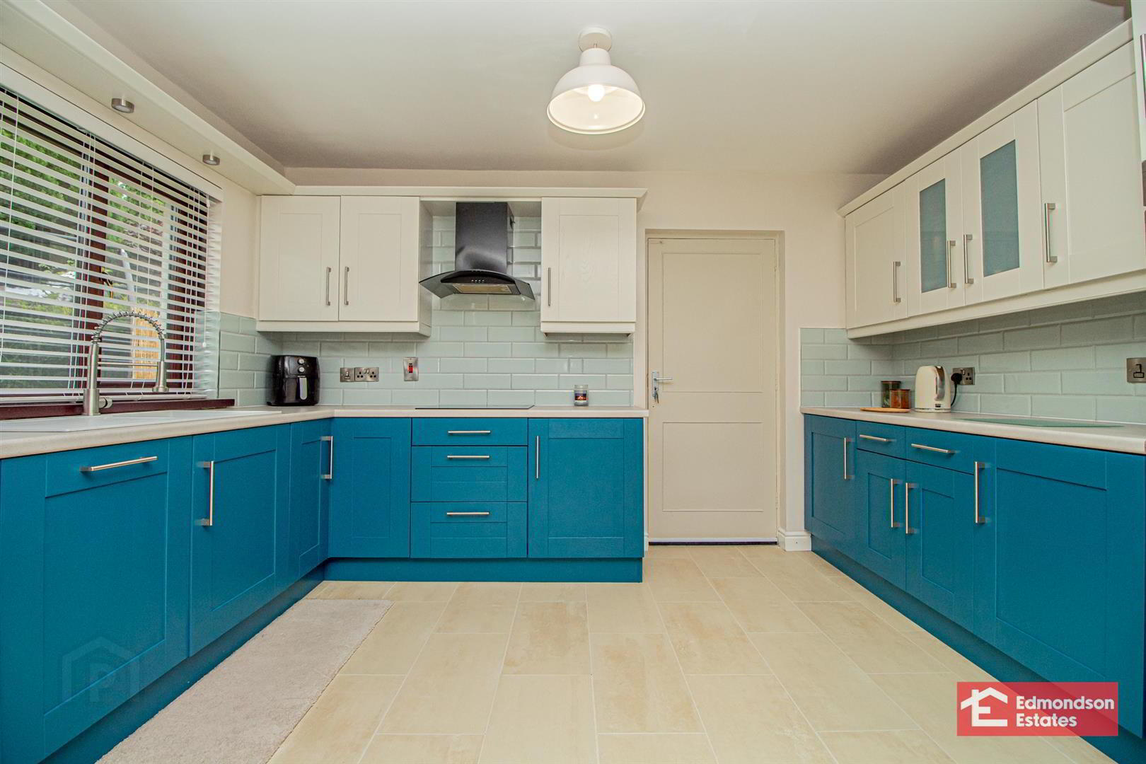5 Sherwood Avenue 13 of 33