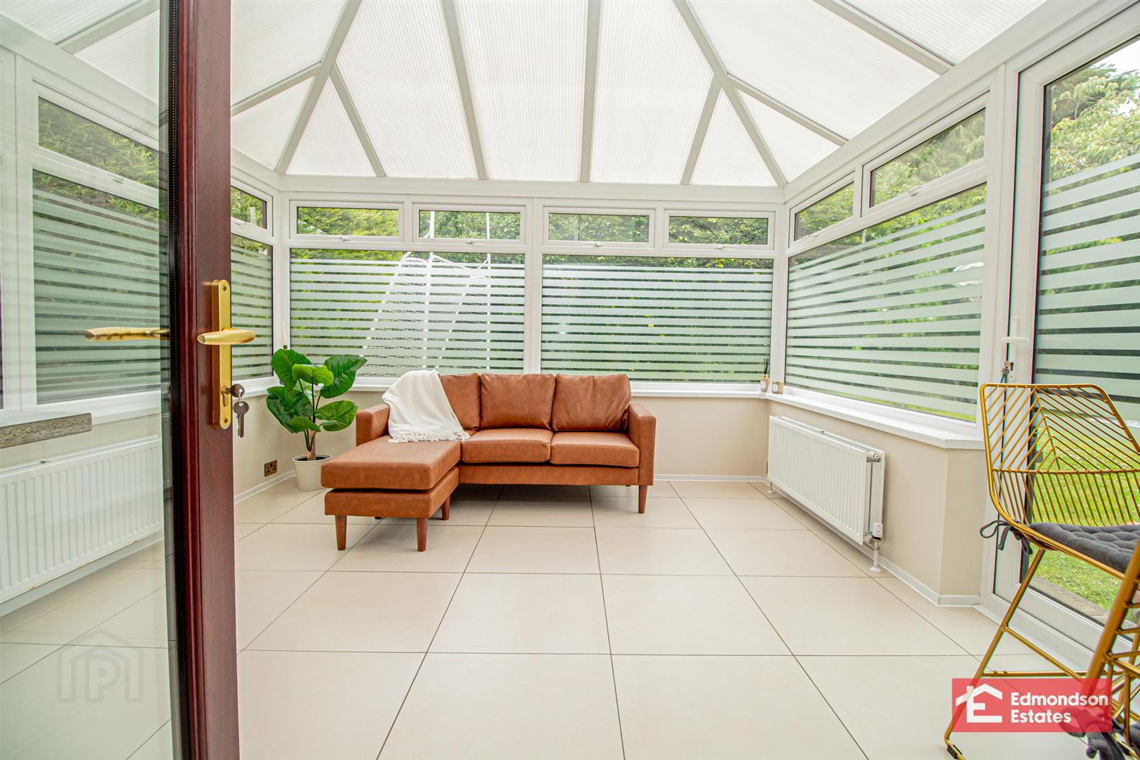5 Sherwood Avenue 10 of 33