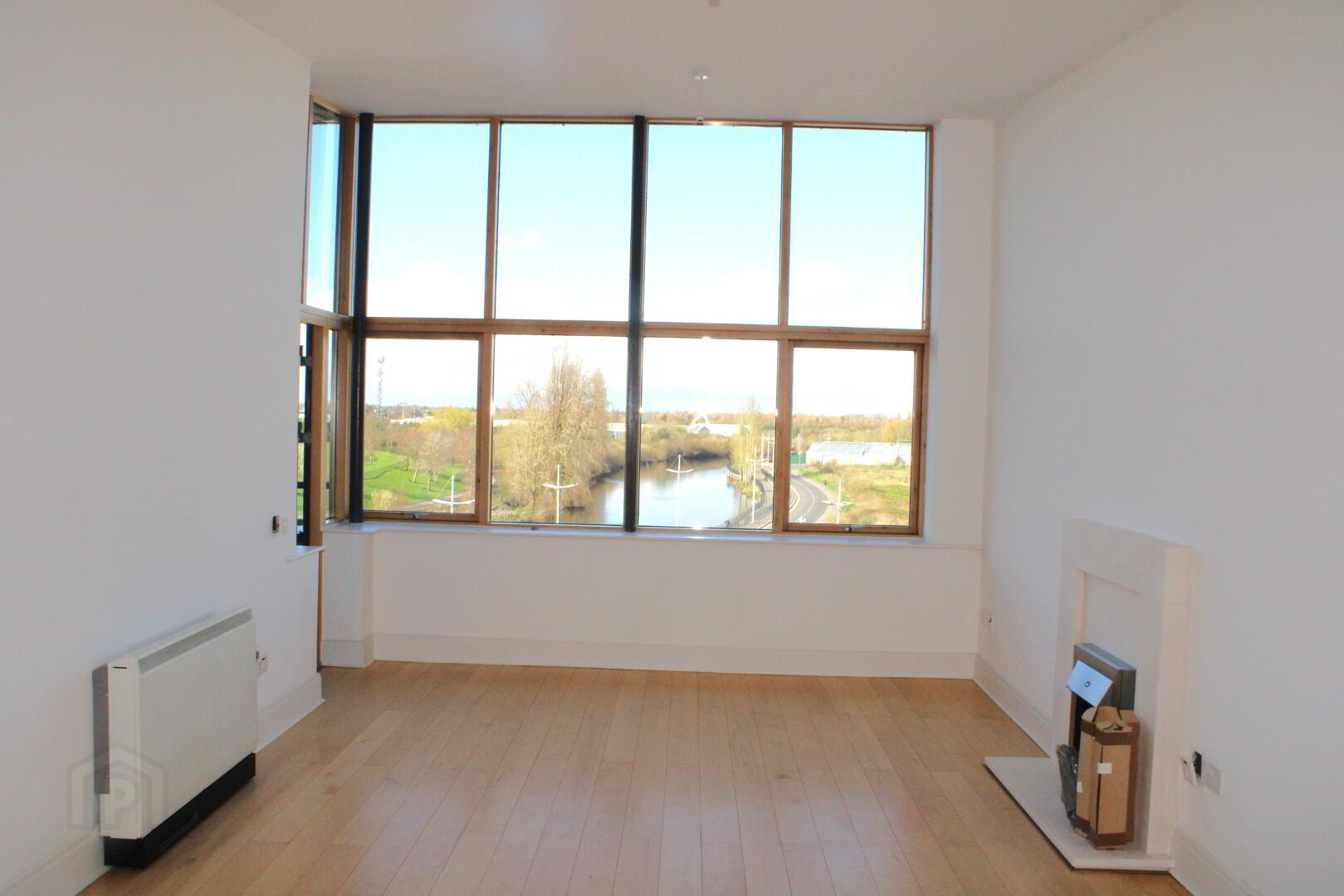 404  Riverdell 12 of 12