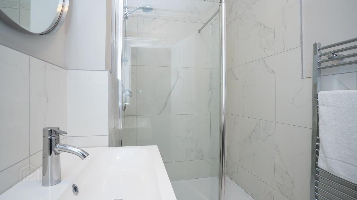 Apt 1, 31 Wellington Park 8 of 9