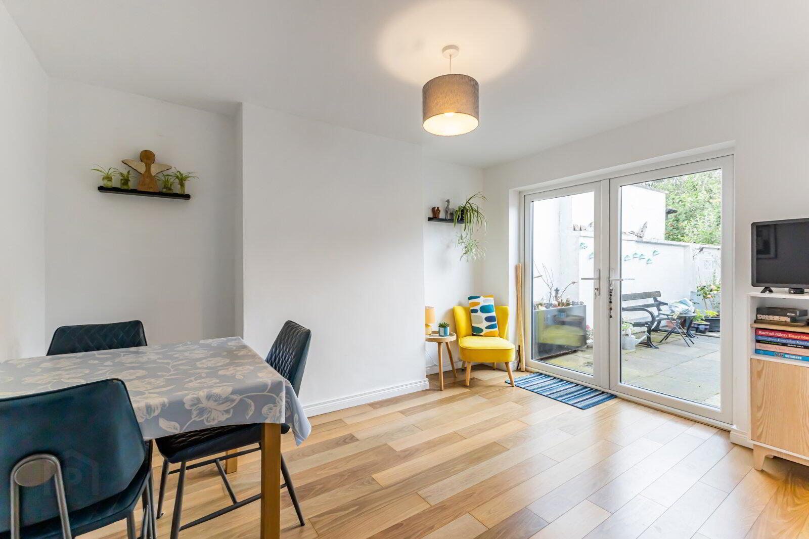 33 Galwally Avenue 12 of 32