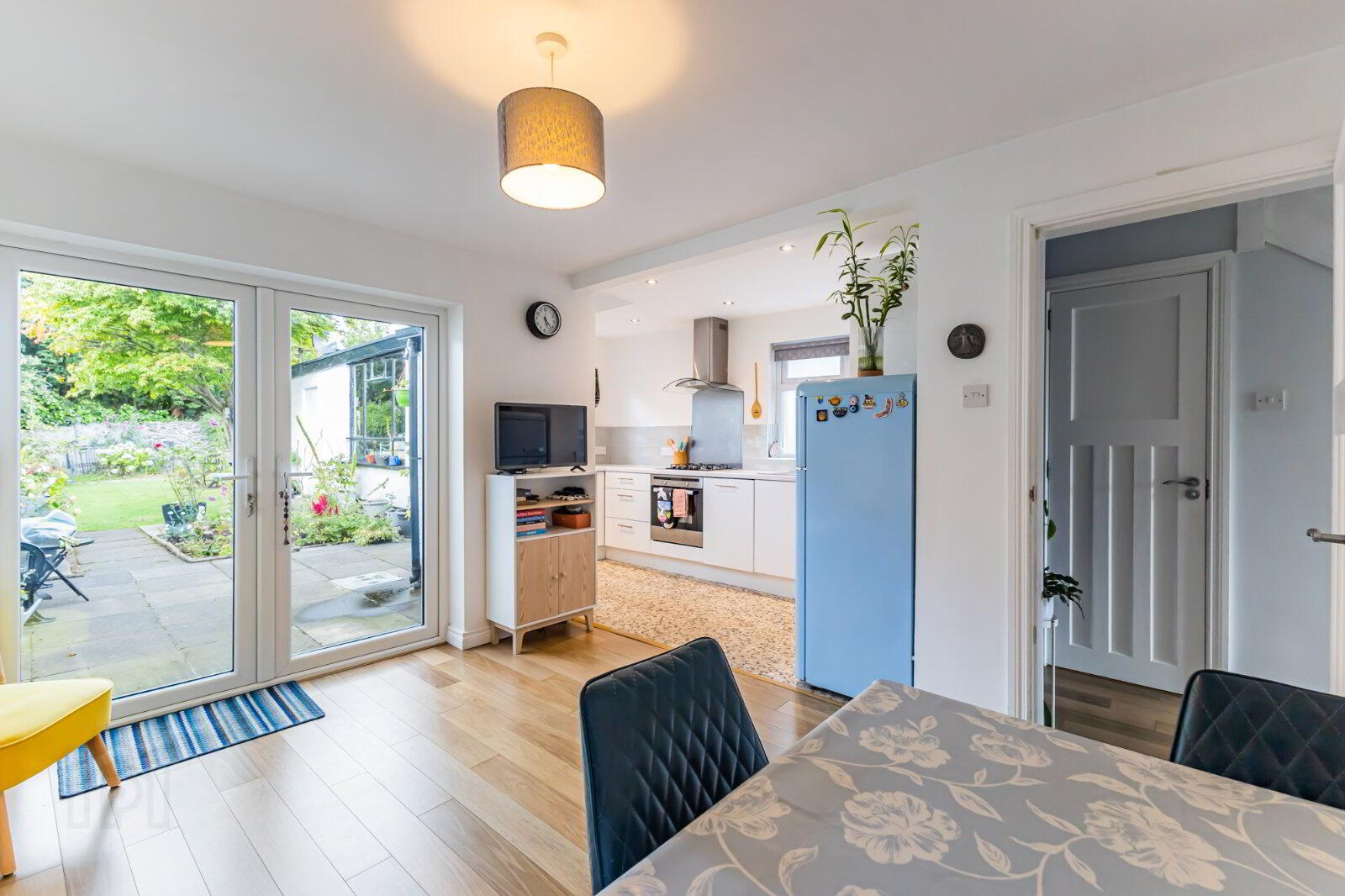 33 Galwally Avenue 14 of 32