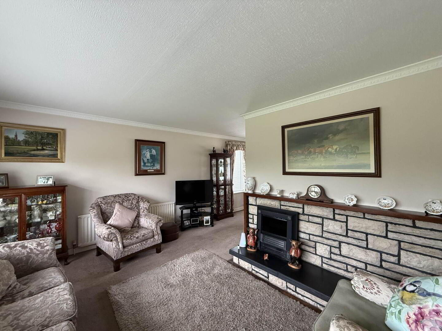 93 Newry Road 5 of 23