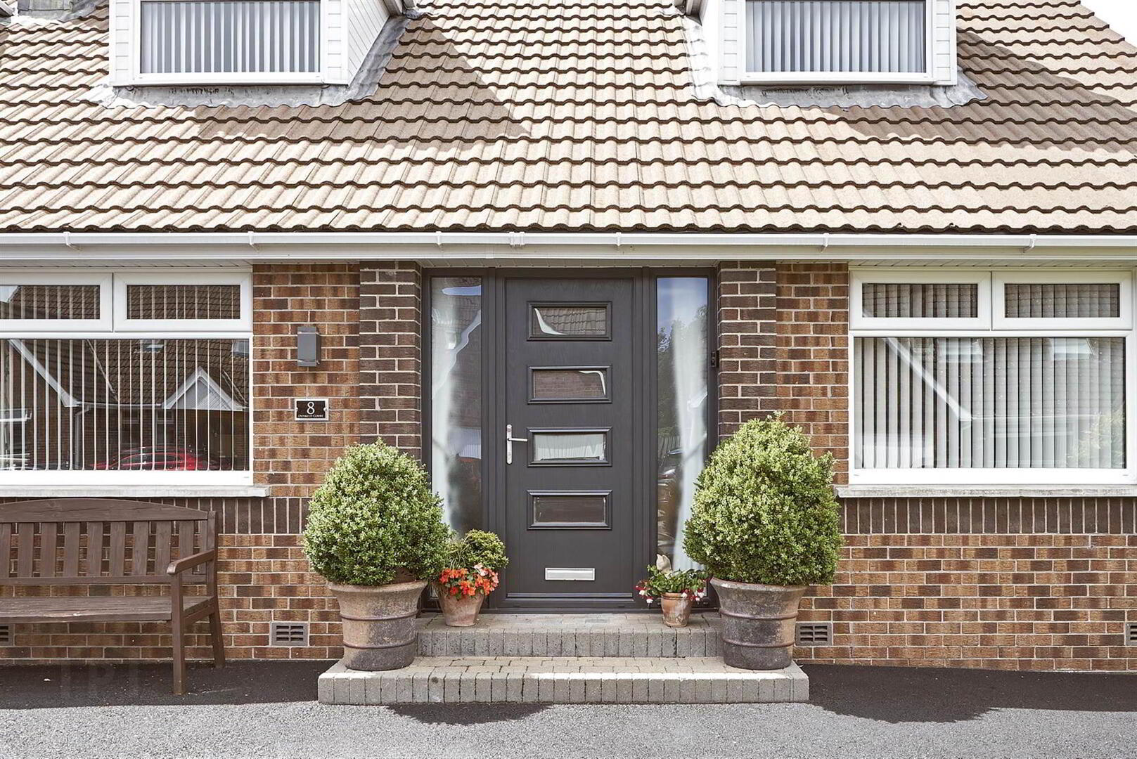 8 Dunkeld Court 3 of 26