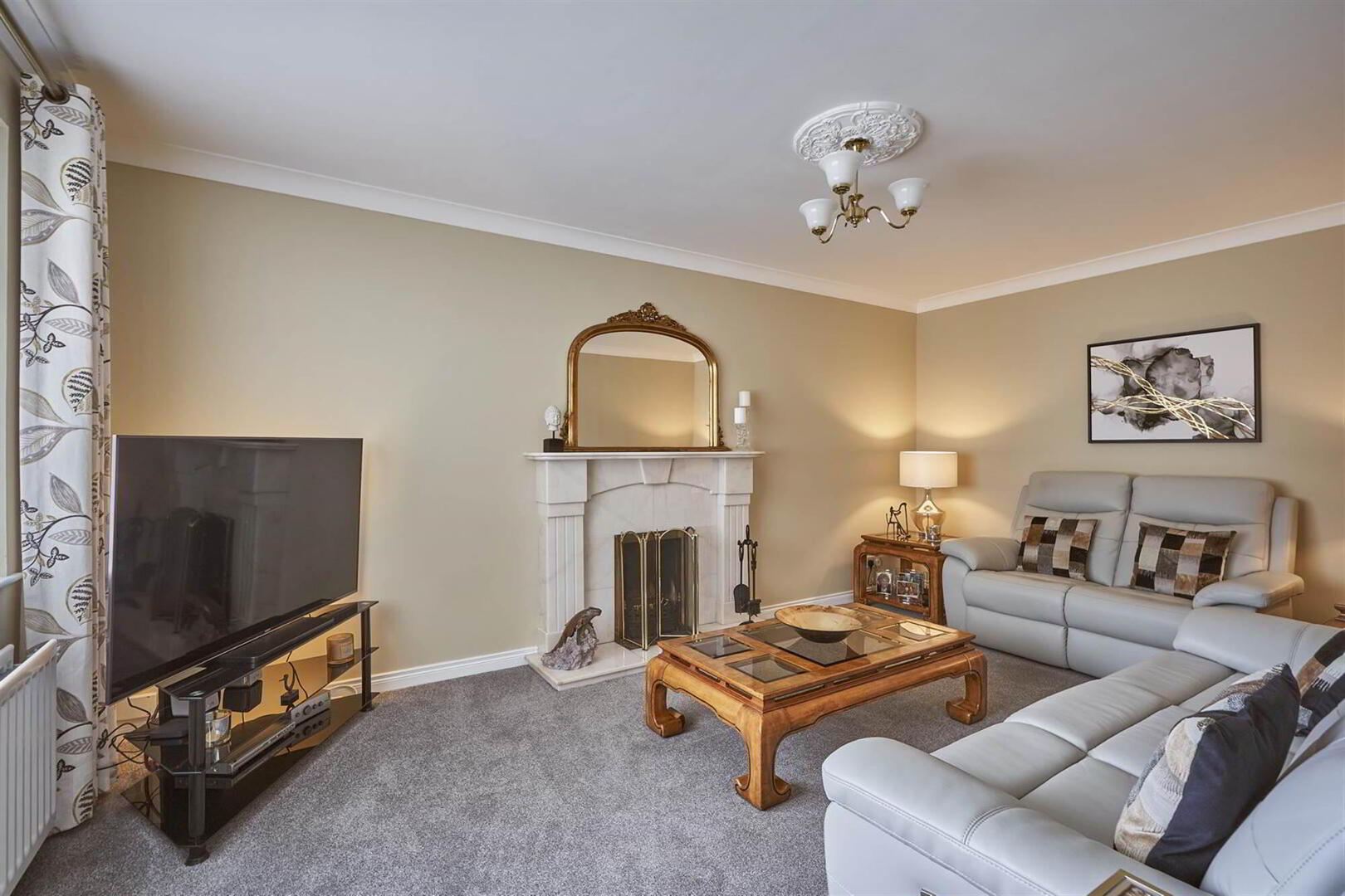 8 Dunkeld Court 6 of 26